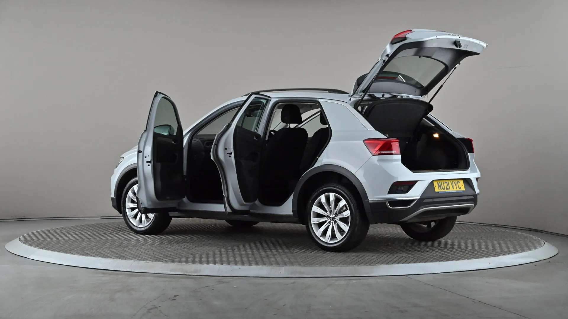 2021 VOLKSWAGEN T-ROC 2021 VOLKSWAGEN T-ROC