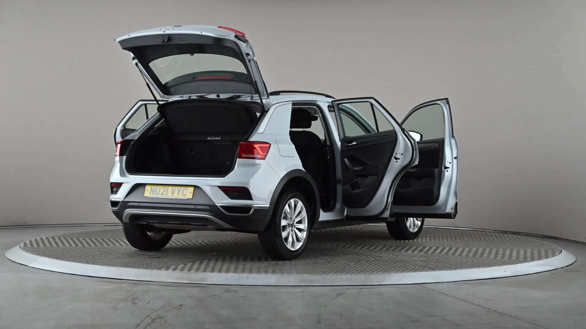2021 VOLKSWAGEN T-ROC 2021 VOLKSWAGEN T-ROC