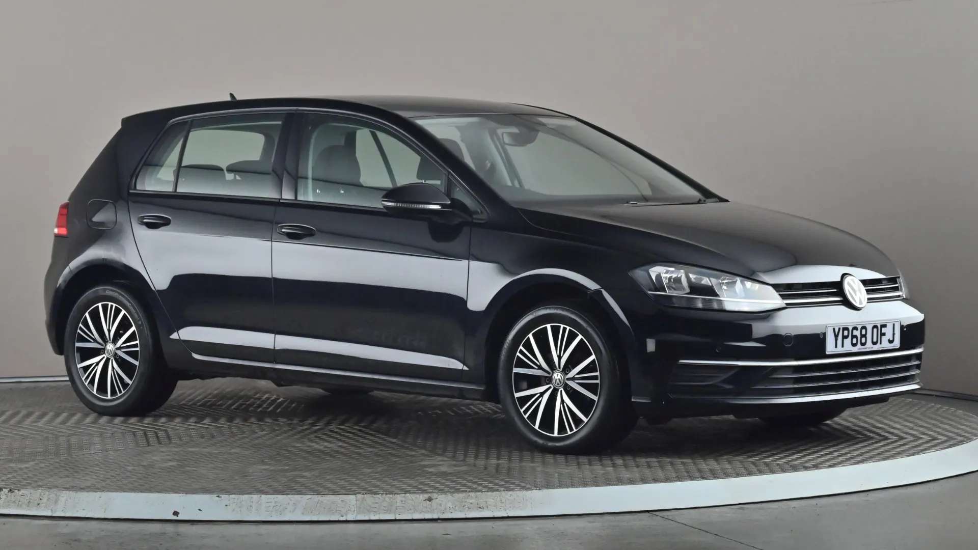 A 2018 VOLKSWAGEN GOLF 1.0 TSI 110 SE A 2018 VOLKSWAGEN GOLF 1.0 TSI 110 SE