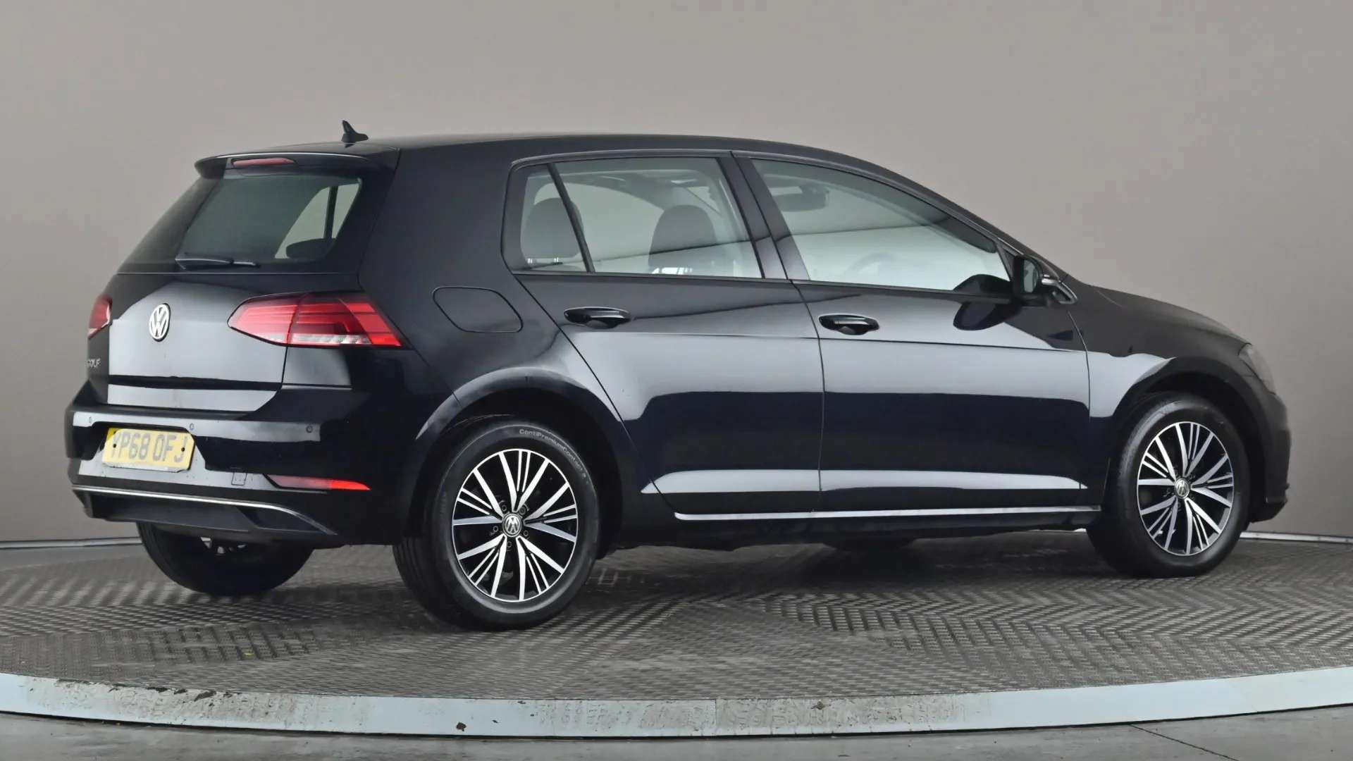2018 VOLKSWAGEN GOLF 2018 VOLKSWAGEN GOLF