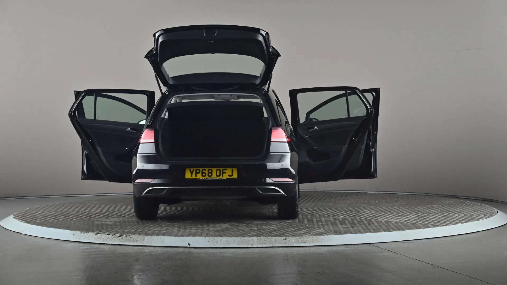 2018 VOLKSWAGEN GOLF 2018 VOLKSWAGEN GOLF