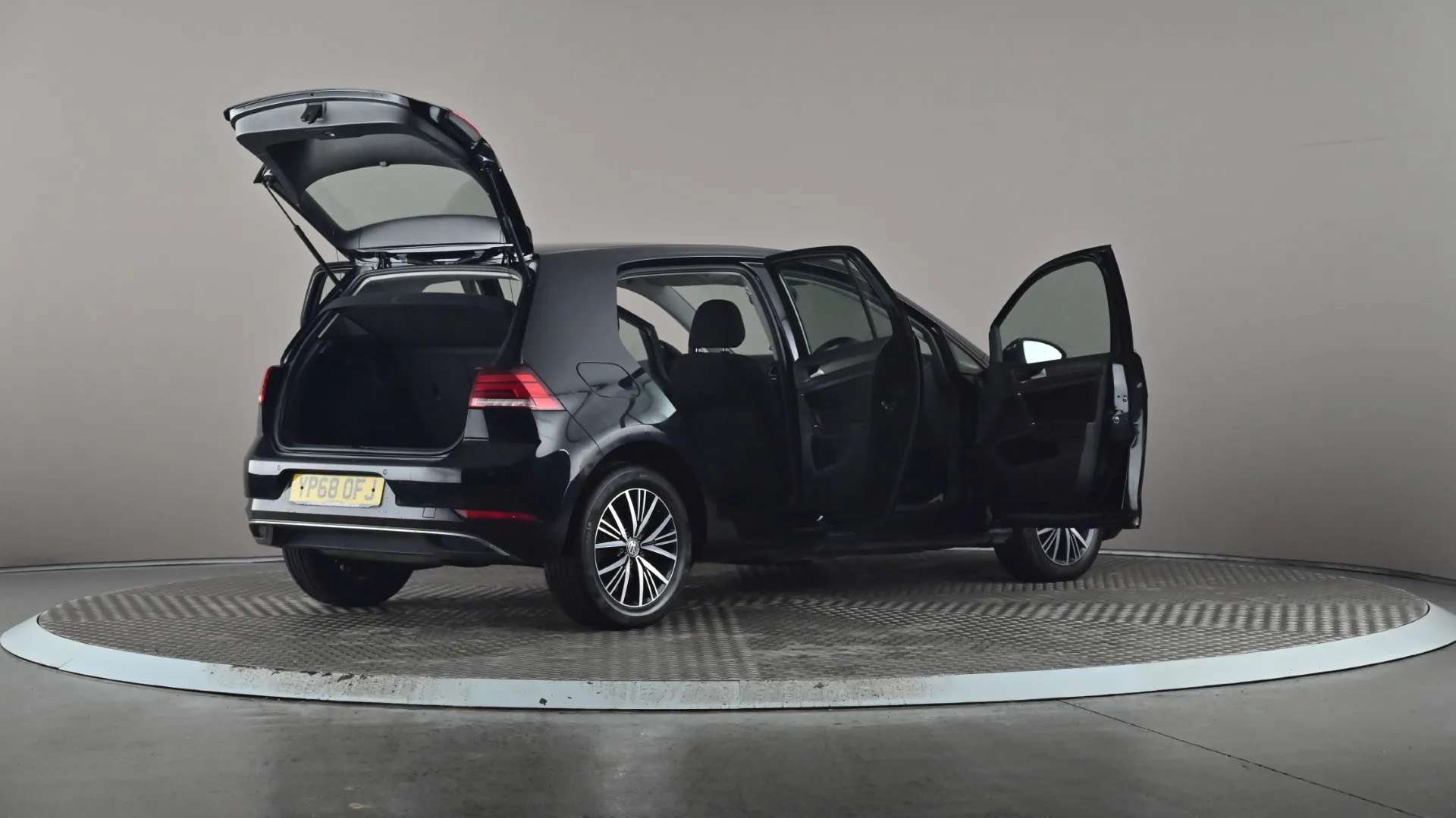 2018 VOLKSWAGEN GOLF 2018 VOLKSWAGEN GOLF