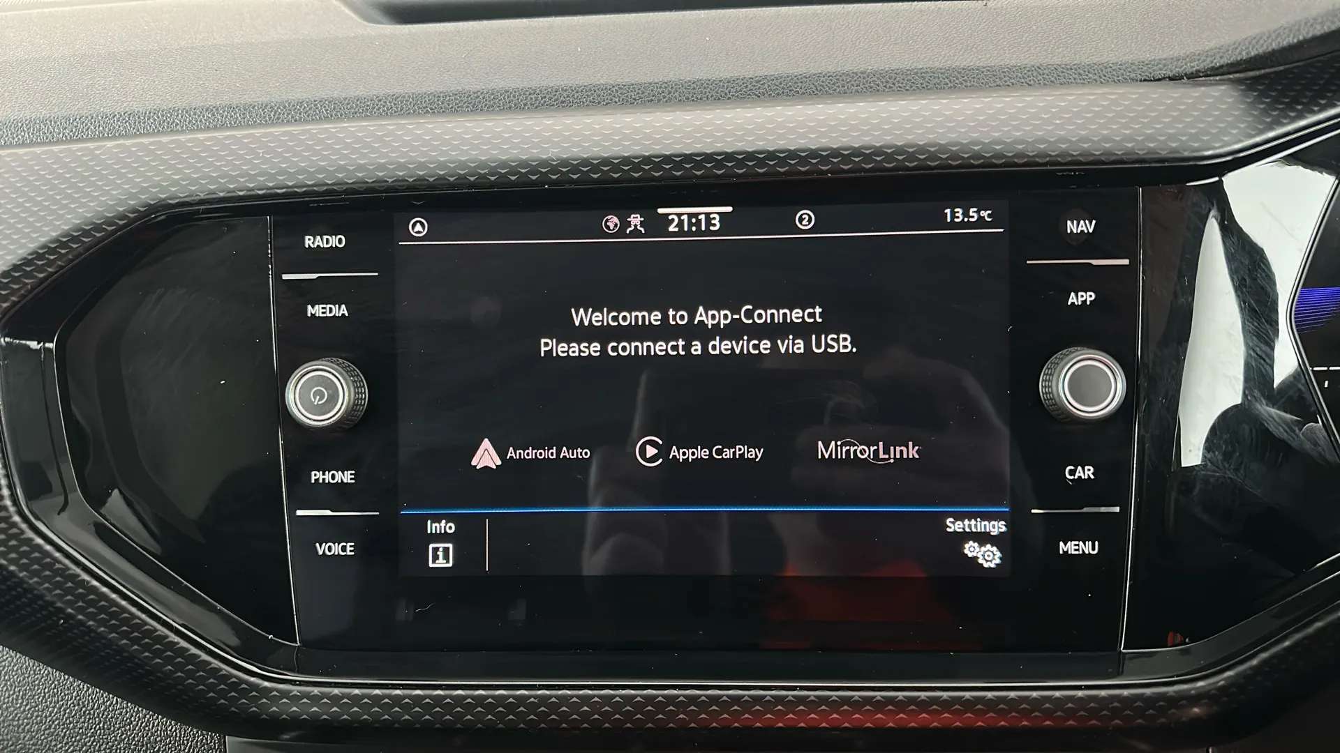 2022 VOLKSWAGEN T-CROSS 2022 VOLKSWAGEN T-CROSS