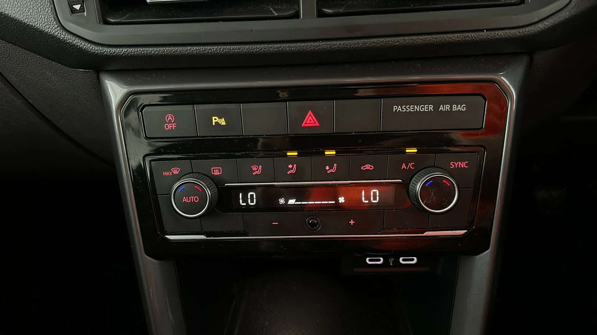 2021 VOLKSWAGEN T-CROSS 2021 VOLKSWAGEN T-CROSS