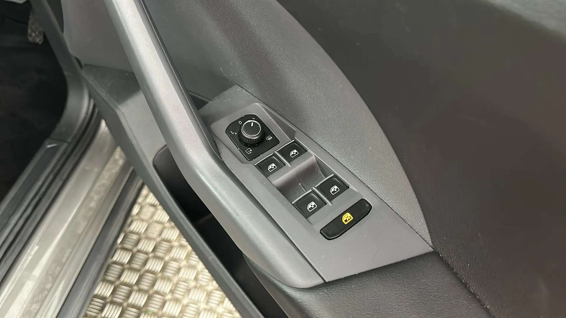 2021 VOLKSWAGEN T-CROSS 2021 VOLKSWAGEN T-CROSS