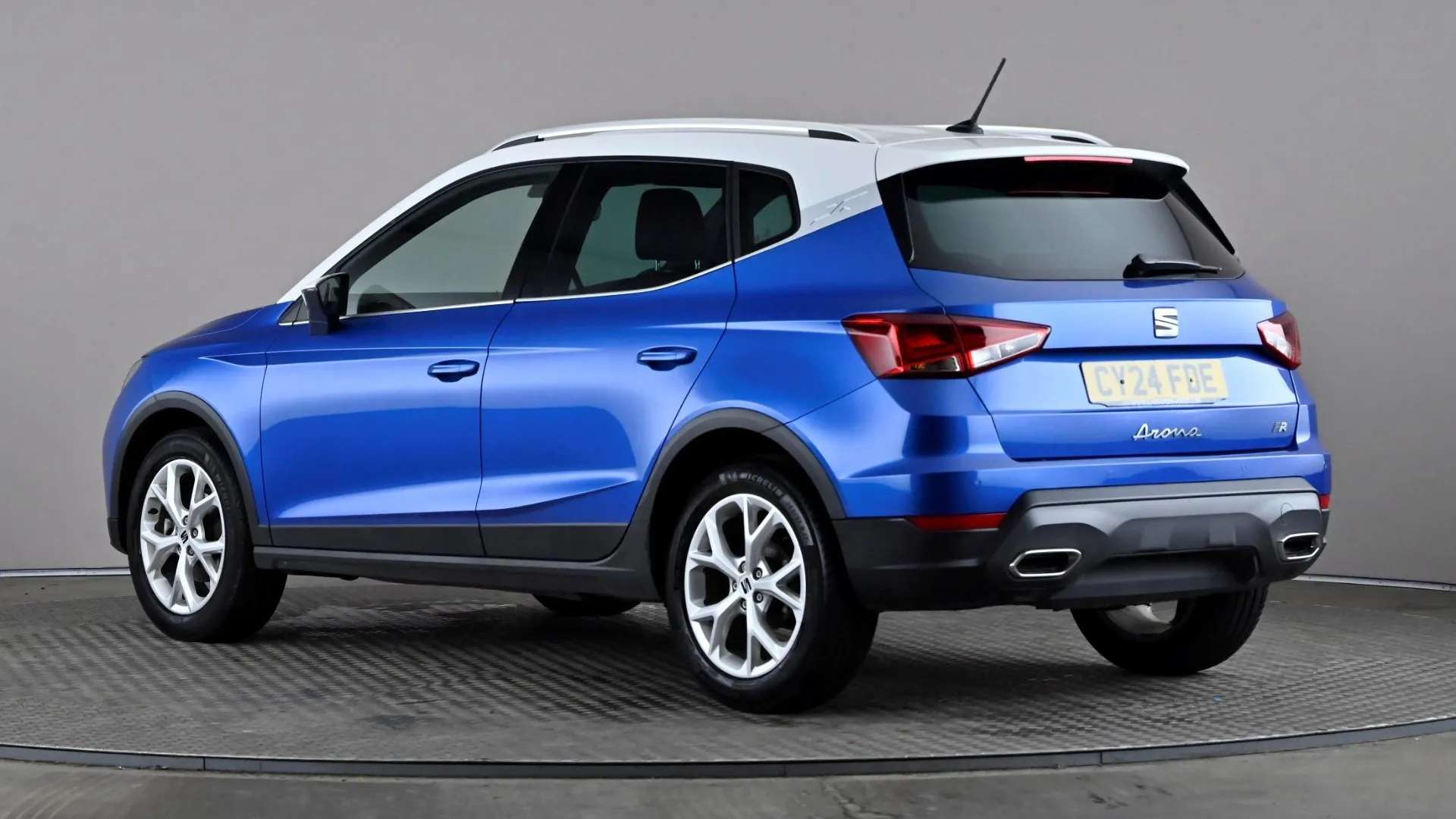 A 2024 SEAT ARONA 1.0 TSI 115 FR A 2024 SEAT ARONA 1.0 TSI 115 FR