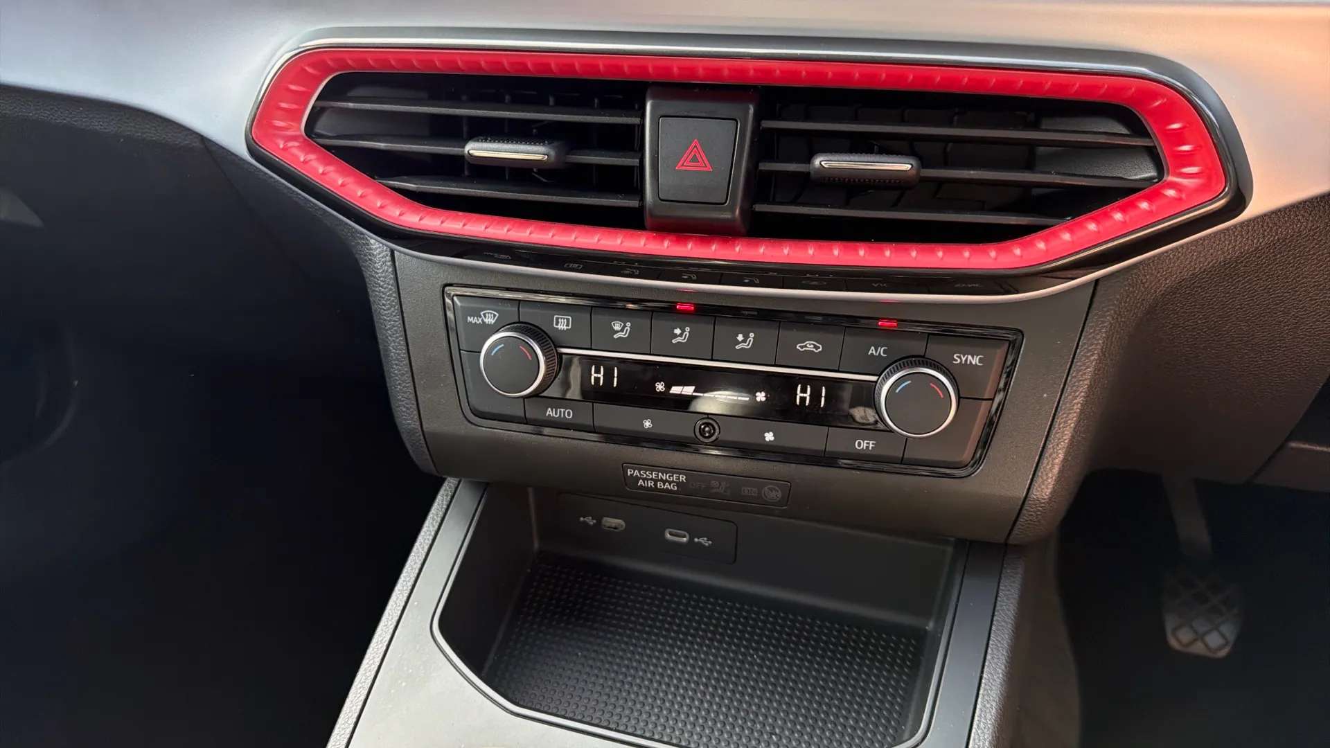 2024 SEAT IBIZA 2024 SEAT IBIZA