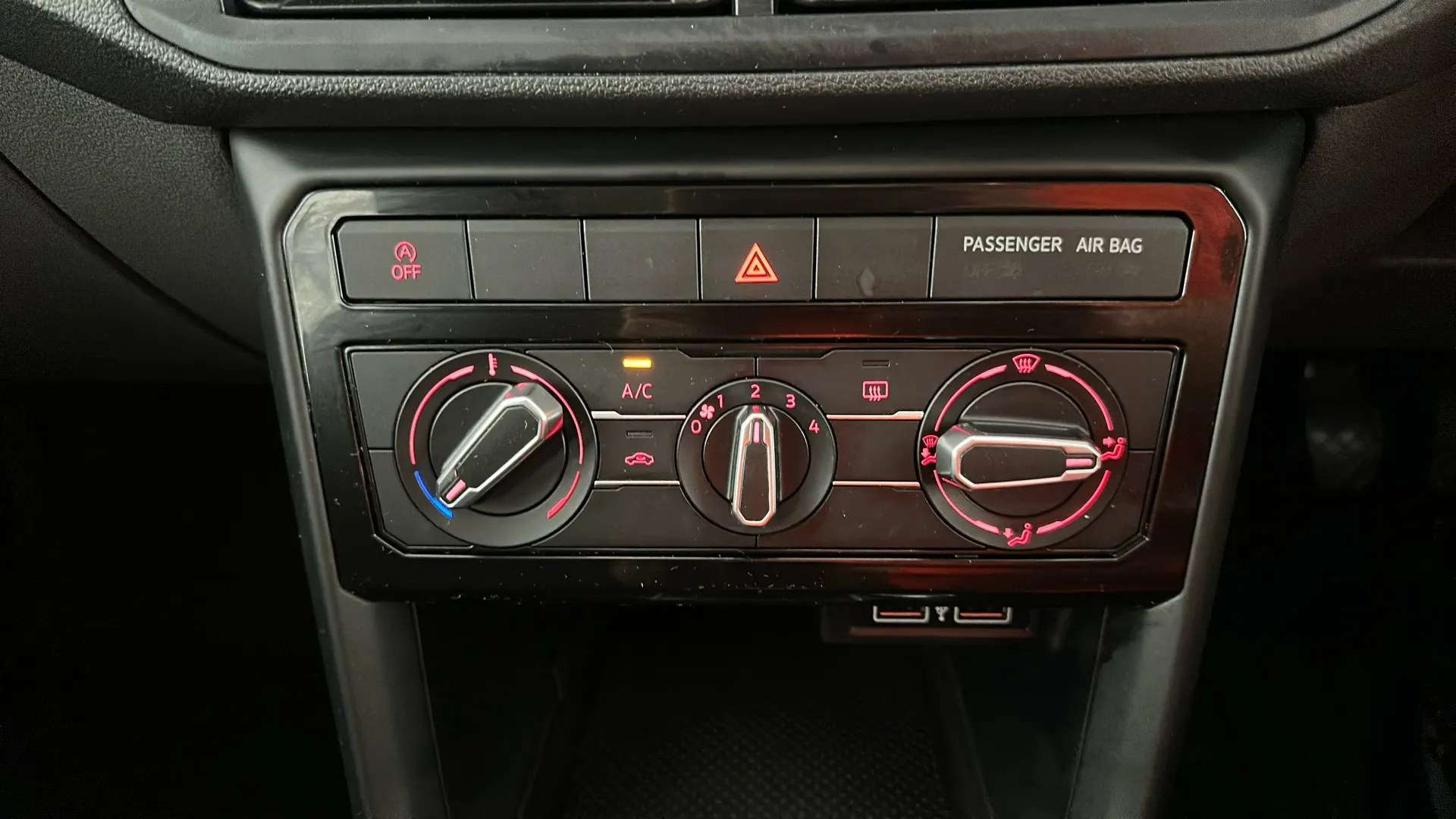 2020 VOLKSWAGEN T-CROSS 2020 VOLKSWAGEN T-CROSS