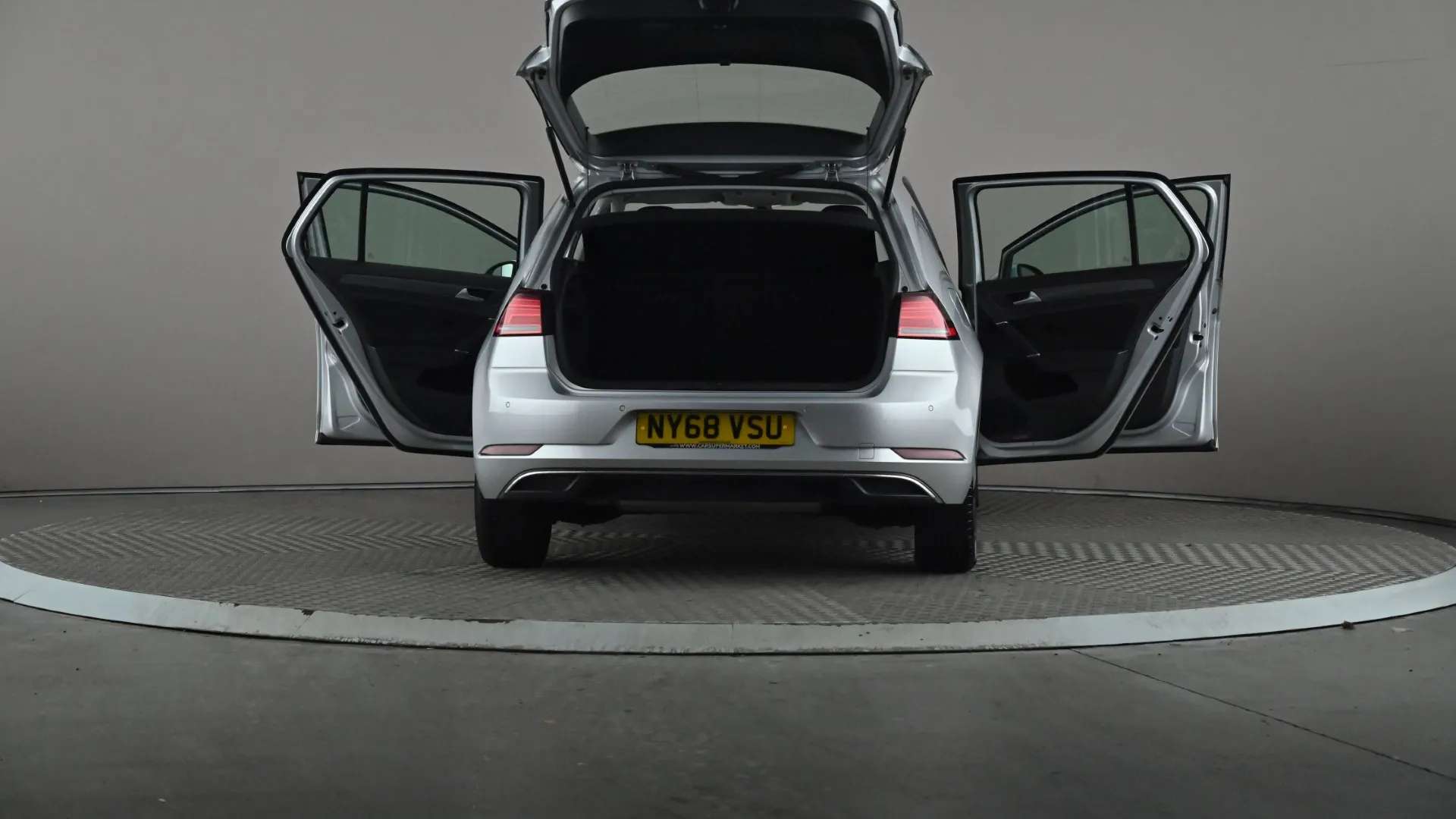 2019 VOLKSWAGEN GOLF 2019 VOLKSWAGEN GOLF