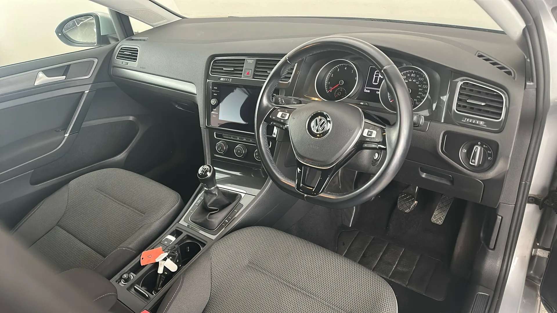 2019 VOLKSWAGEN GOLF 2019 VOLKSWAGEN GOLF