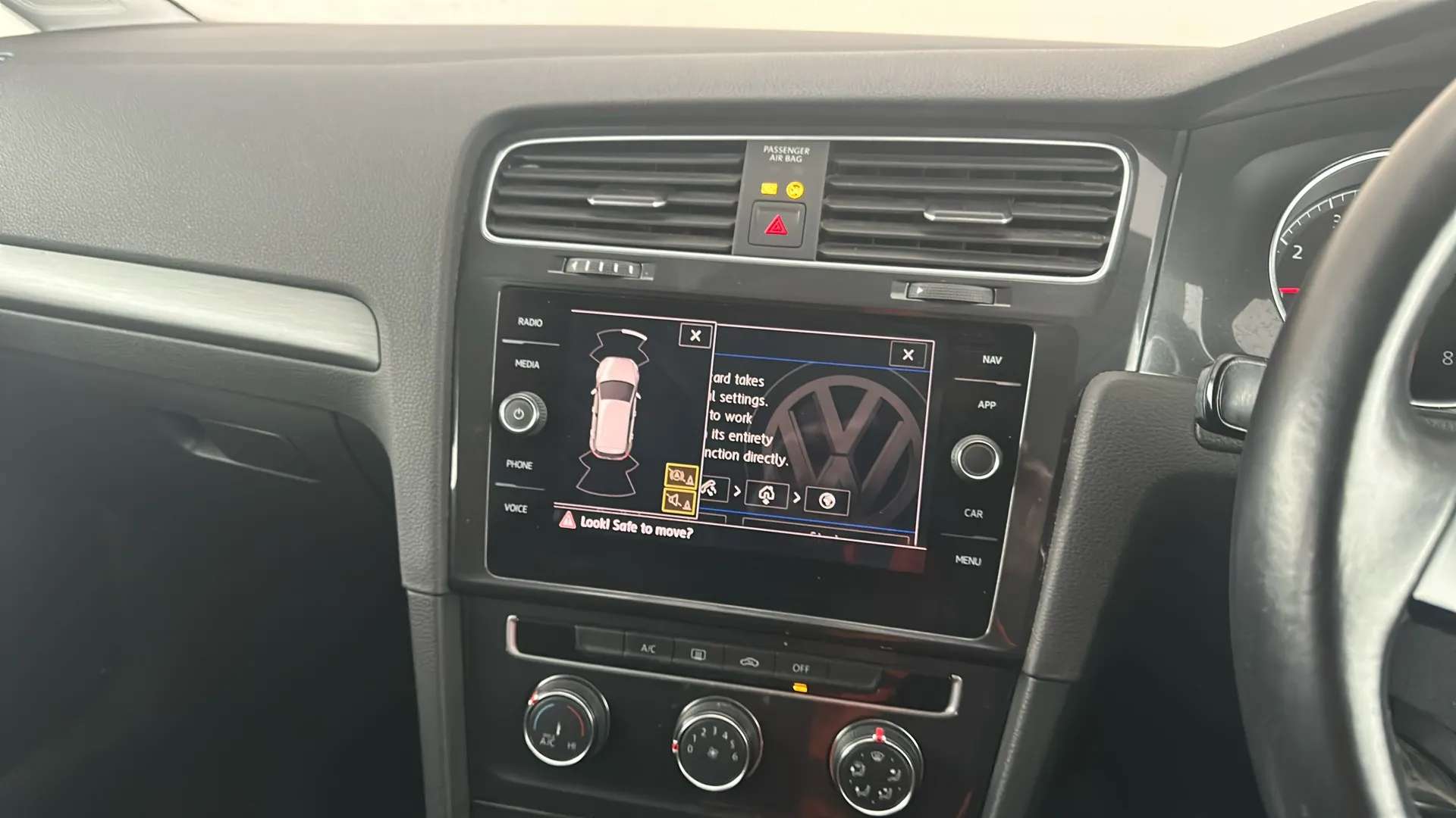 2019 VOLKSWAGEN GOLF 2019 VOLKSWAGEN GOLF