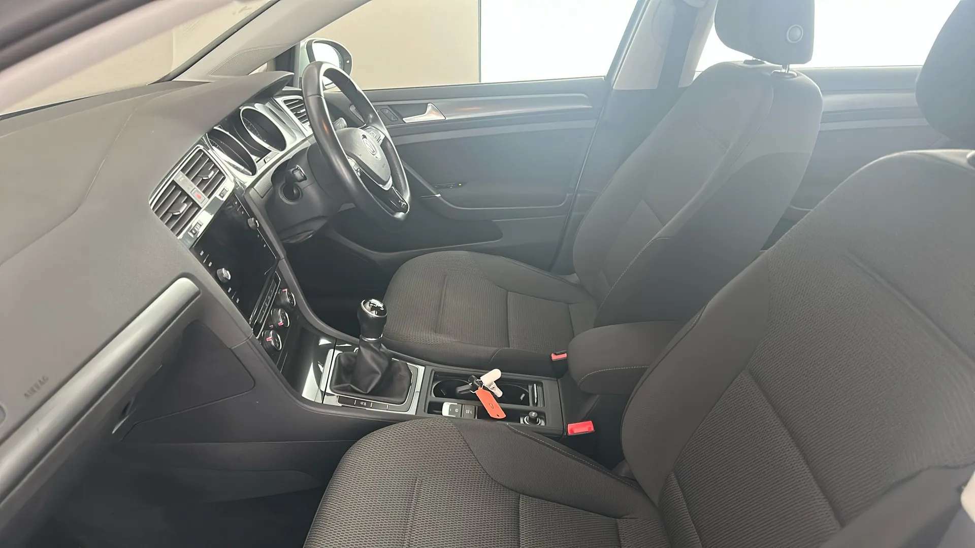 2019 VOLKSWAGEN GOLF 2019 VOLKSWAGEN GOLF