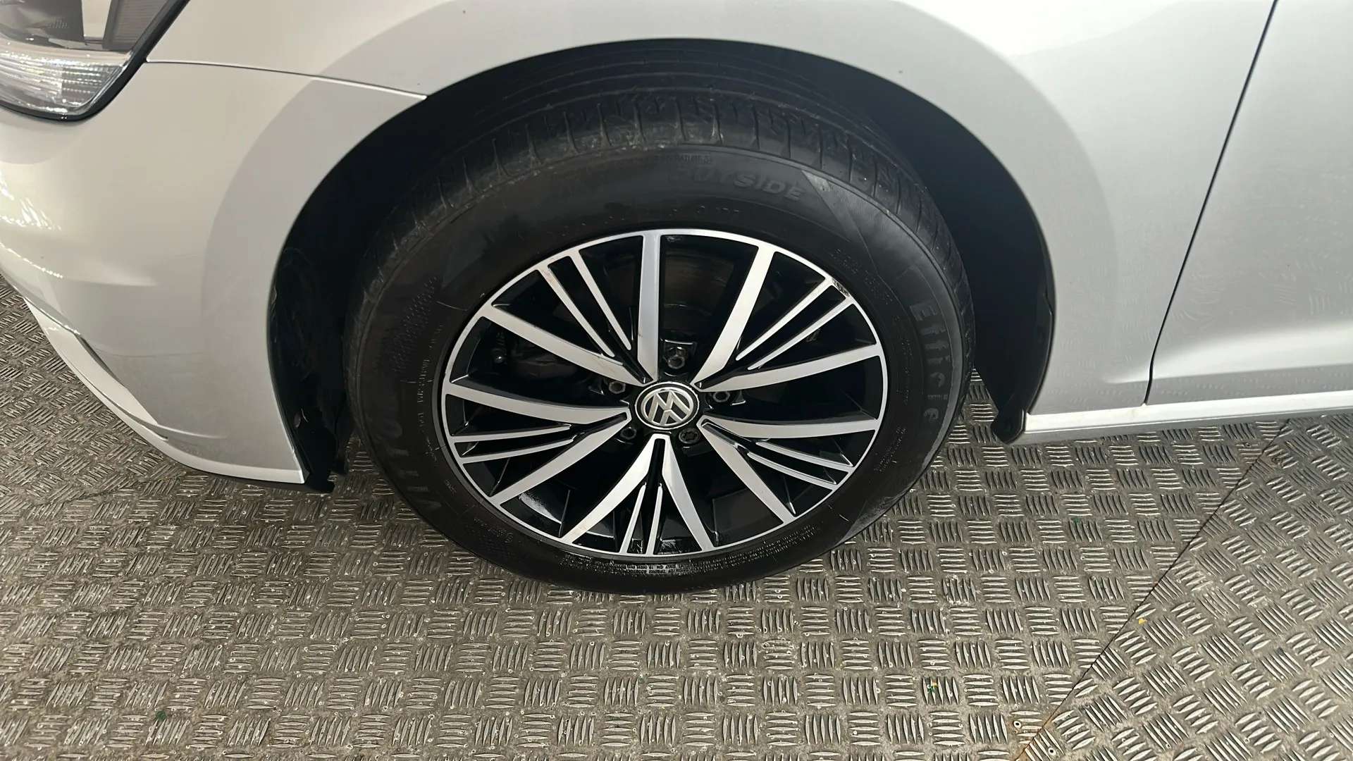 2019 VOLKSWAGEN GOLF 2019 VOLKSWAGEN GOLF