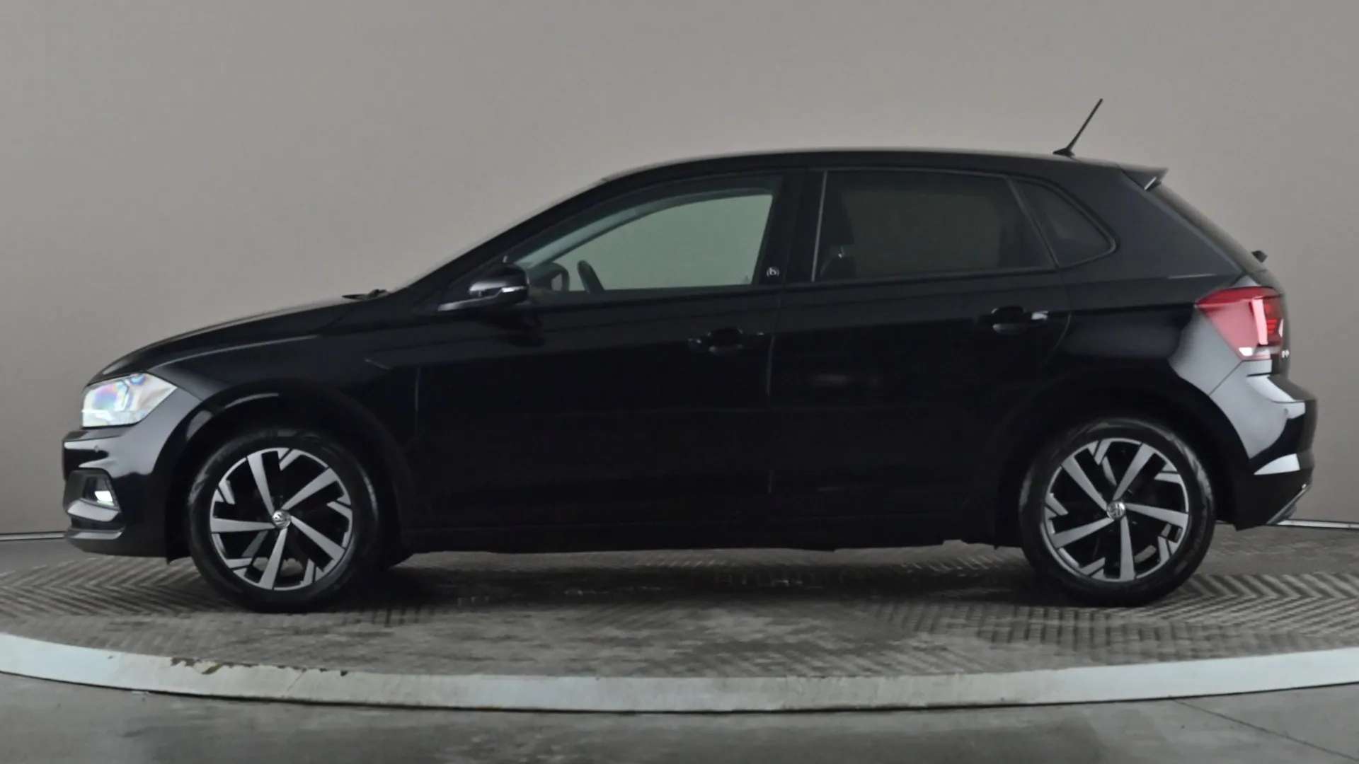 A 2019 VOLKSWAGEN POLO 1.0 TSI 95 Beats A 2019 VOLKSWAGEN POLO 1.0 TSI 95 Beats