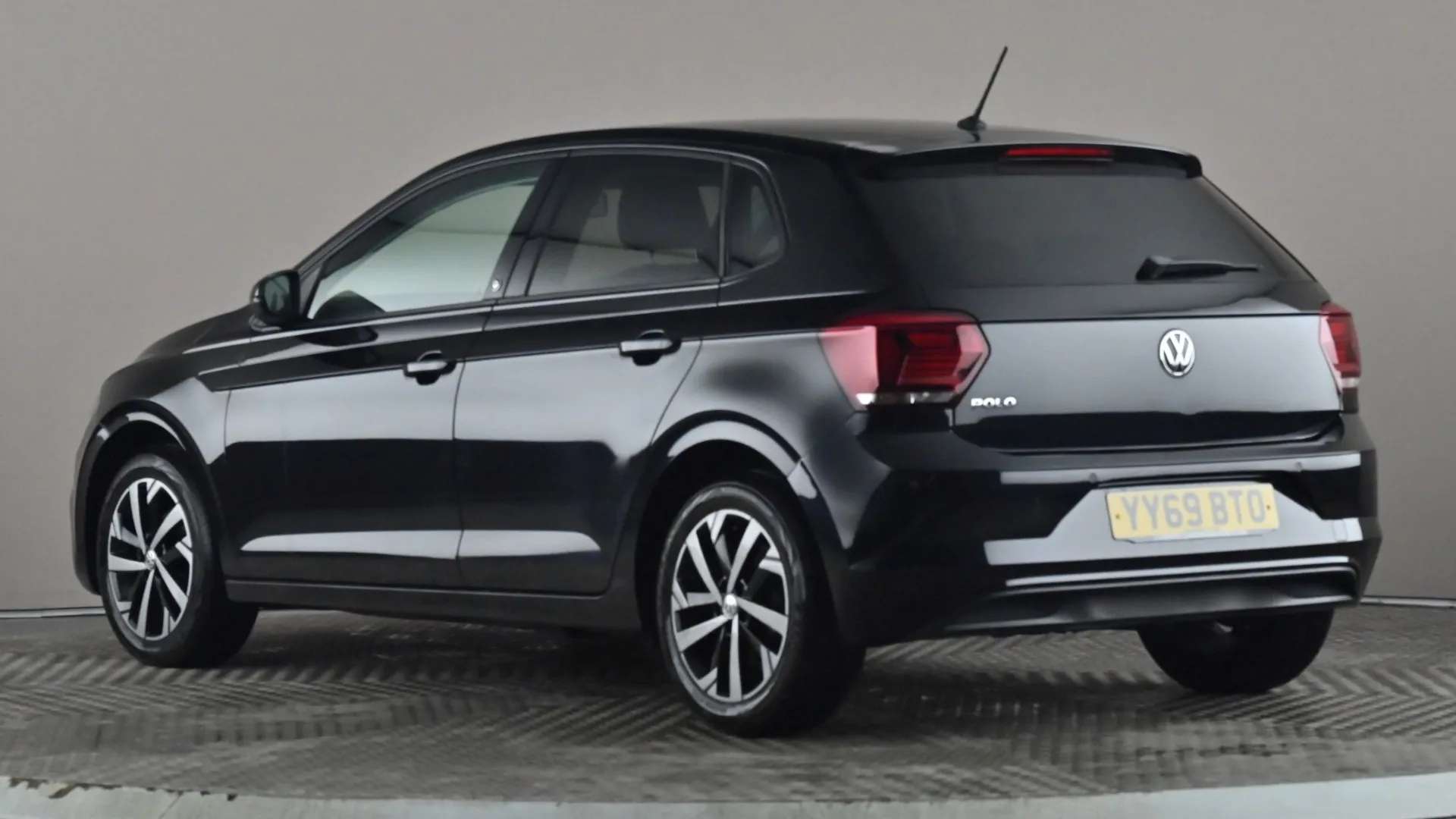 A 2019 VOLKSWAGEN POLO 1.0 TSI 95 Beats A 2019 VOLKSWAGEN POLO 1.0 TSI 95 Beats