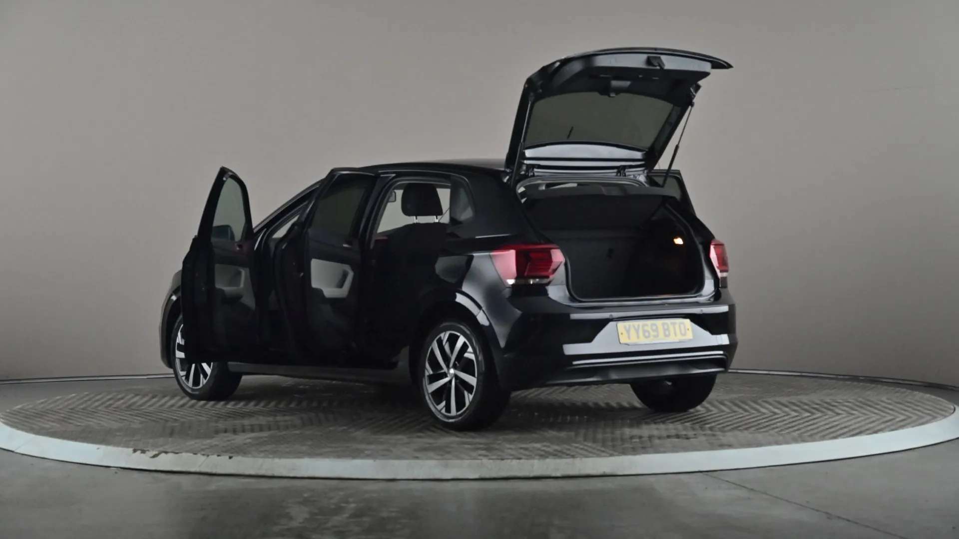 2019 VOLKSWAGEN POLO 2019 VOLKSWAGEN POLO