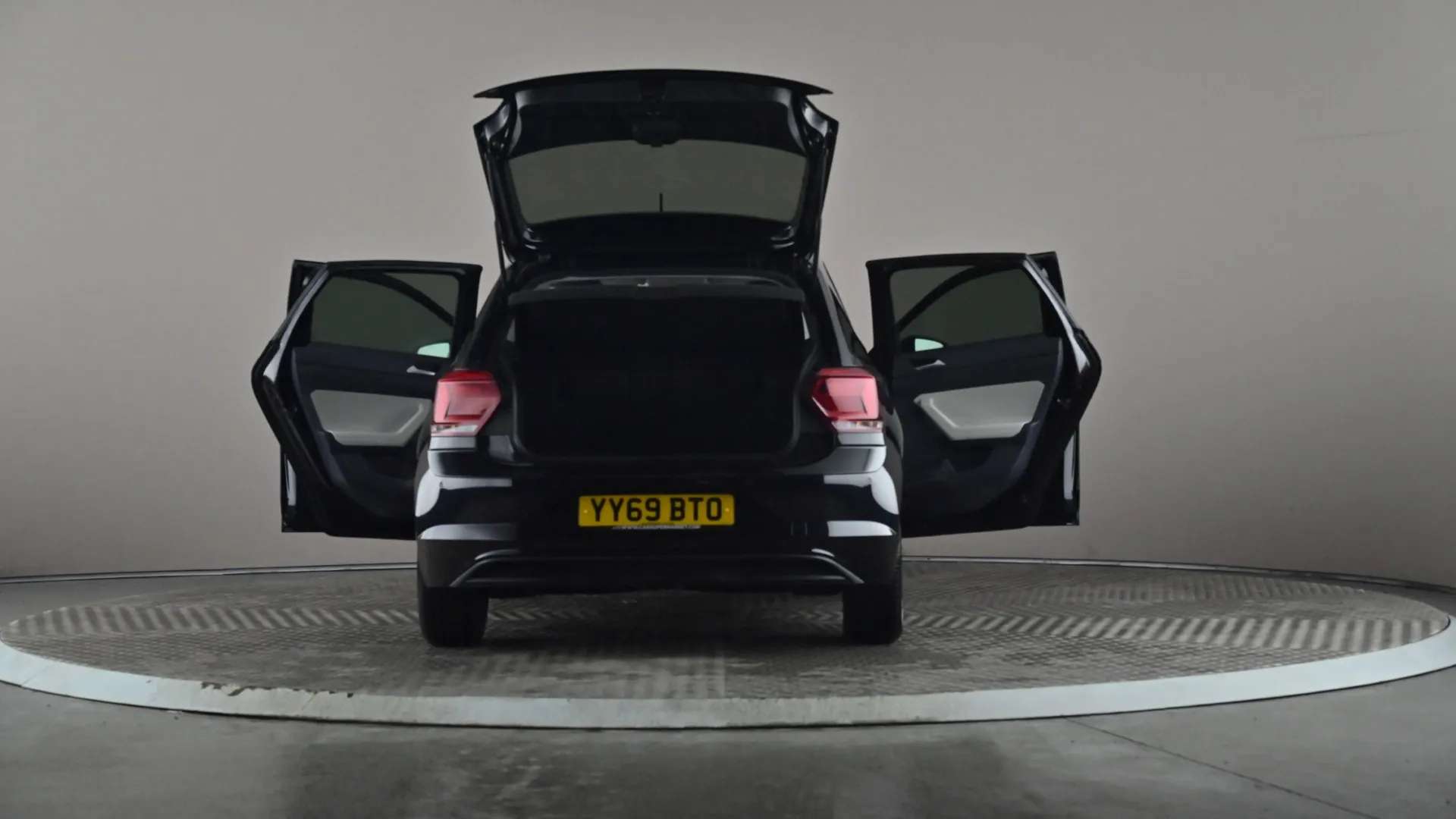 2019 VOLKSWAGEN POLO 2019 VOLKSWAGEN POLO