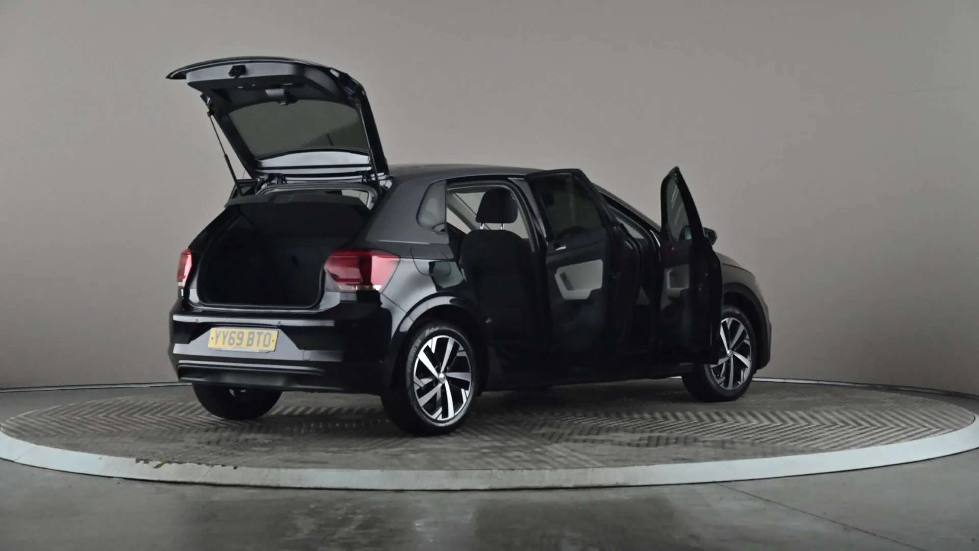 2019 VOLKSWAGEN POLO 2019 VOLKSWAGEN POLO