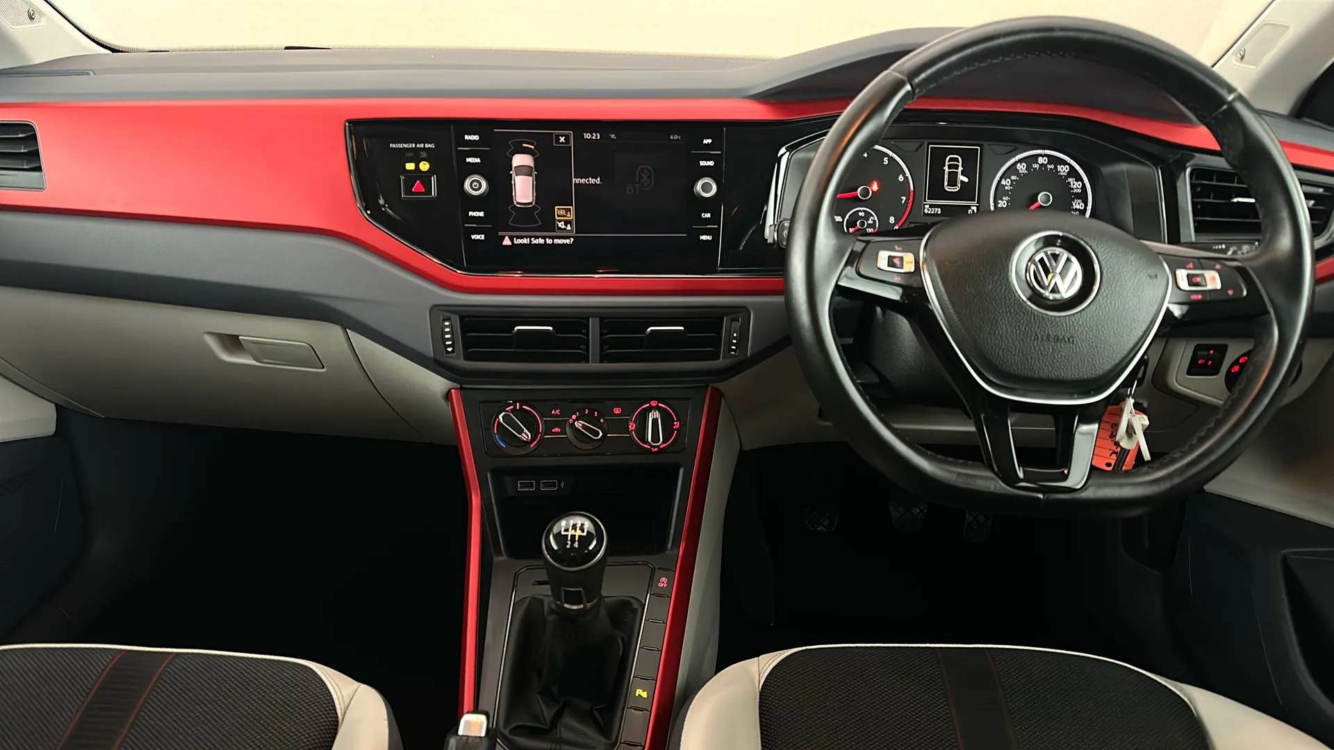 2019 VOLKSWAGEN POLO 2019 VOLKSWAGEN POLO