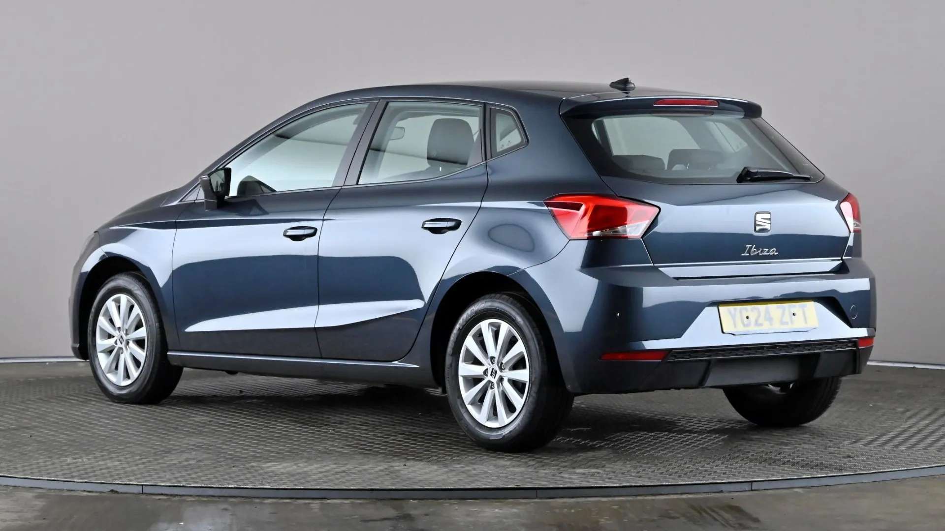 A 2024 SEAT IBIZA 1.0 TSI 95 SE A 2024 SEAT IBIZA 1.0 TSI 95 SE