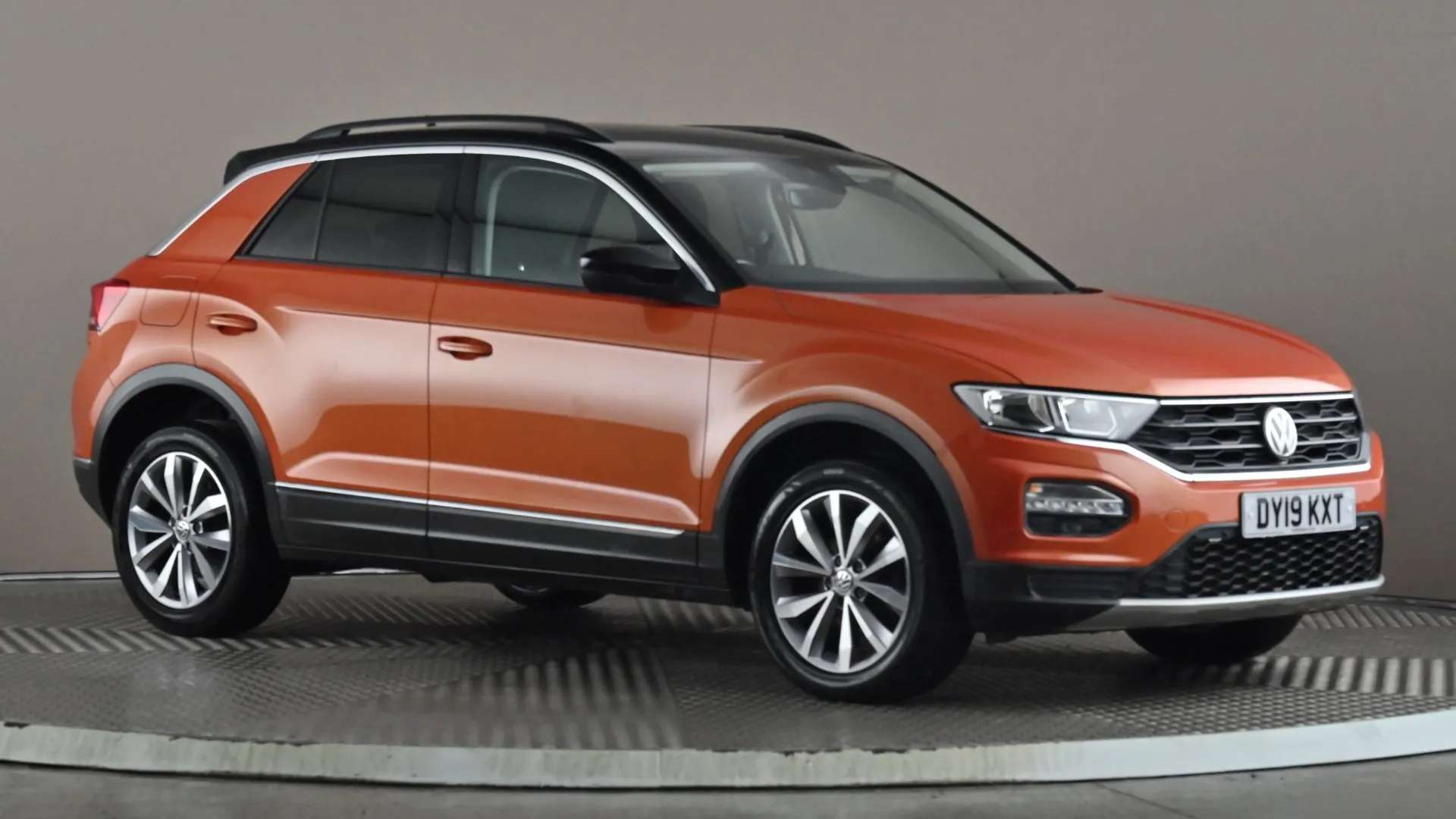 A 2019 VOLKSWAGEN T-ROC 1.0 TSI Design A 2019 VOLKSWAGEN T-ROC 1.0 TSI Design