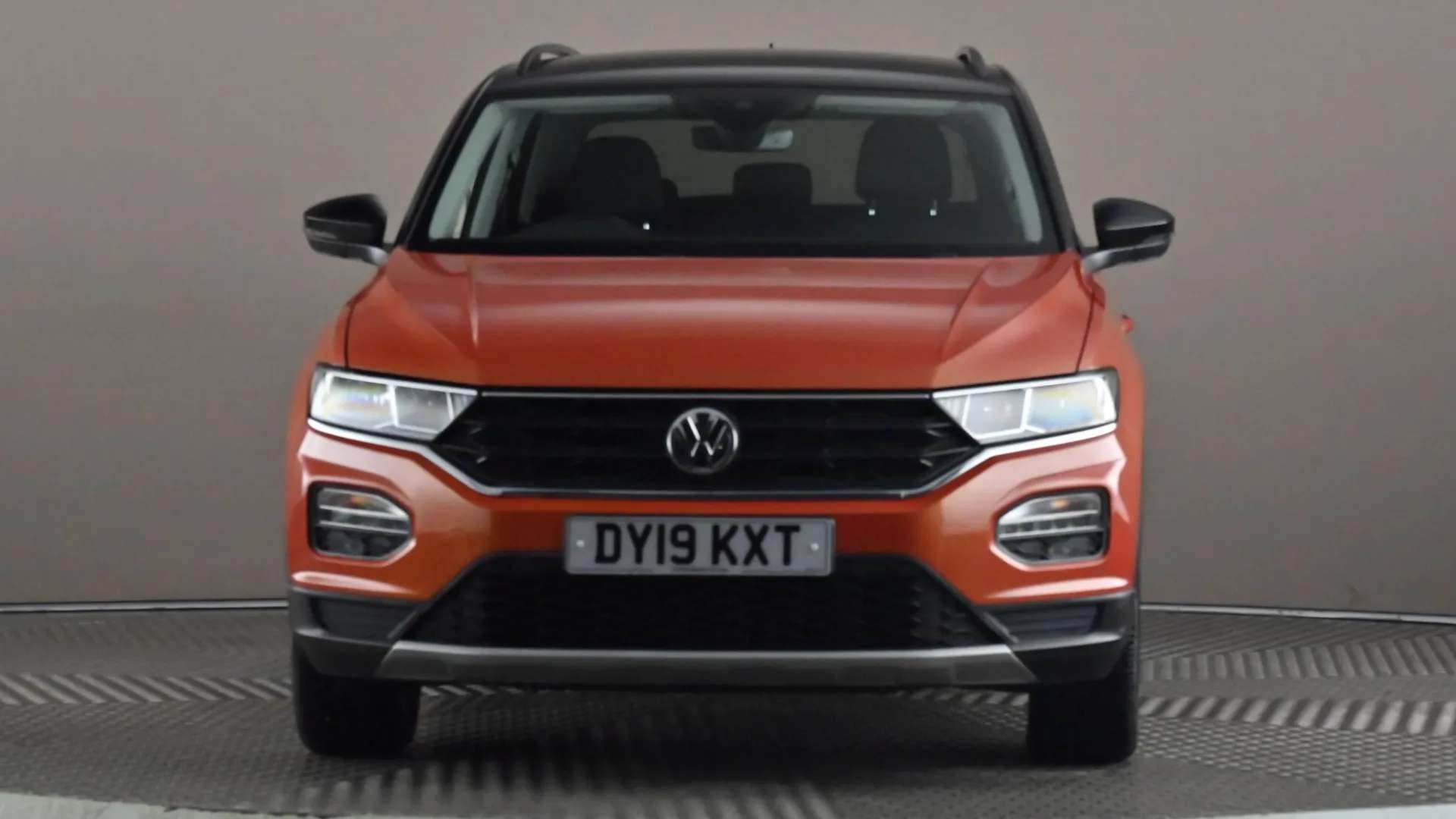 A 2019 VOLKSWAGEN T-ROC 1.0 TSI Design A 2019 VOLKSWAGEN T-ROC 1.0 TSI Design