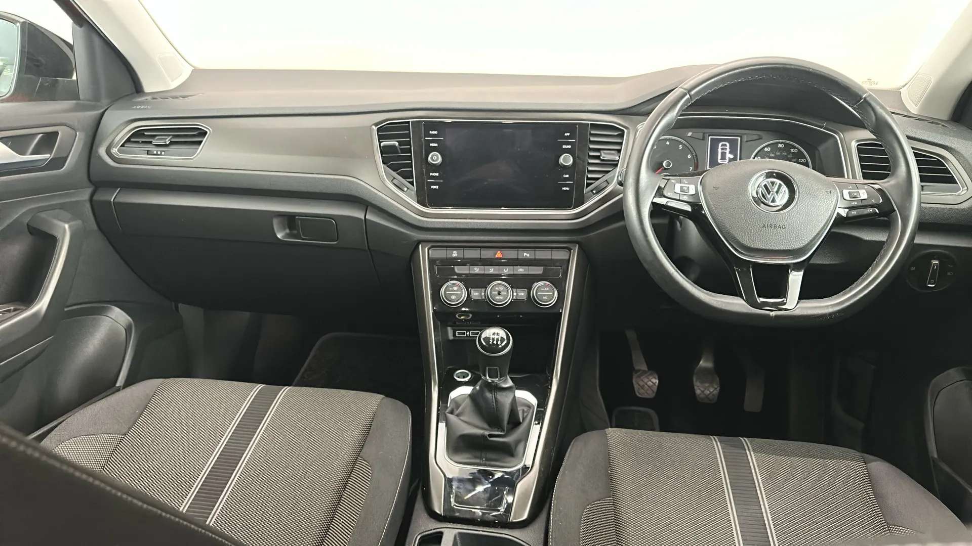 2019 VOLKSWAGEN T-ROC 2019 VOLKSWAGEN T-ROC