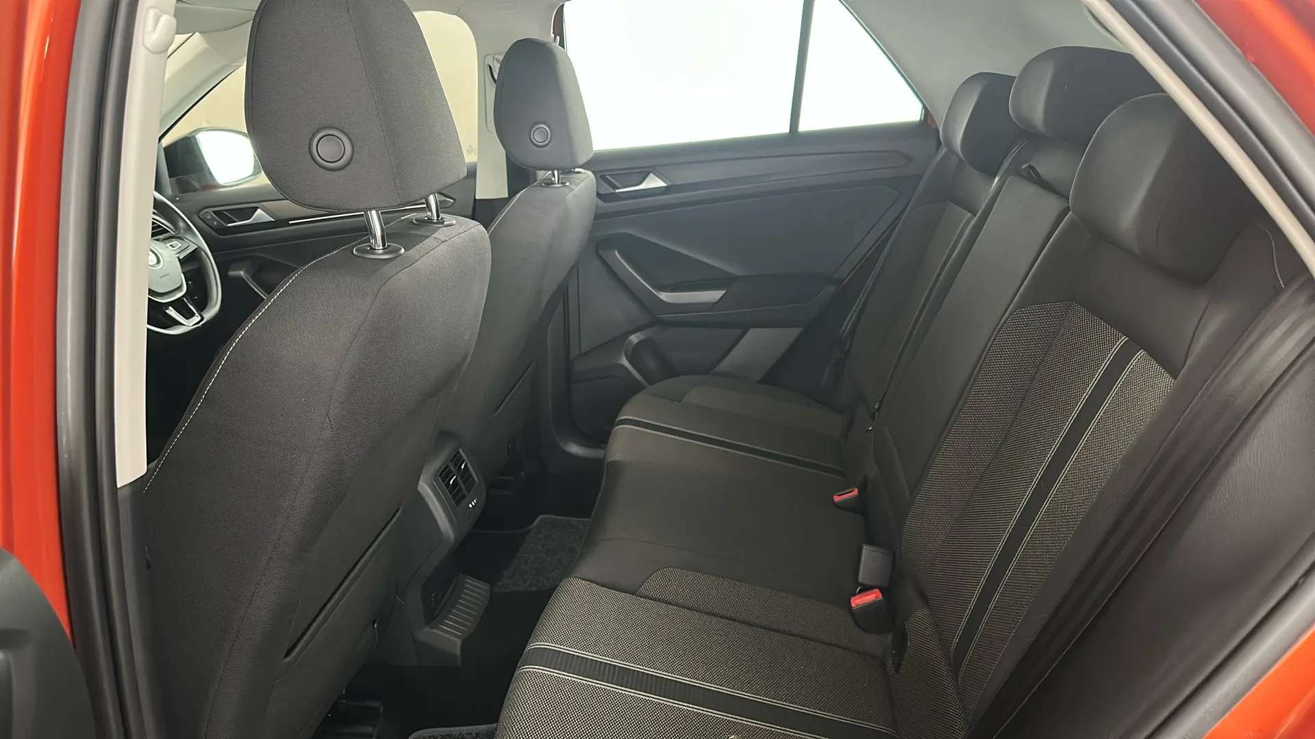 2019 VOLKSWAGEN T-ROC 2019 VOLKSWAGEN T-ROC