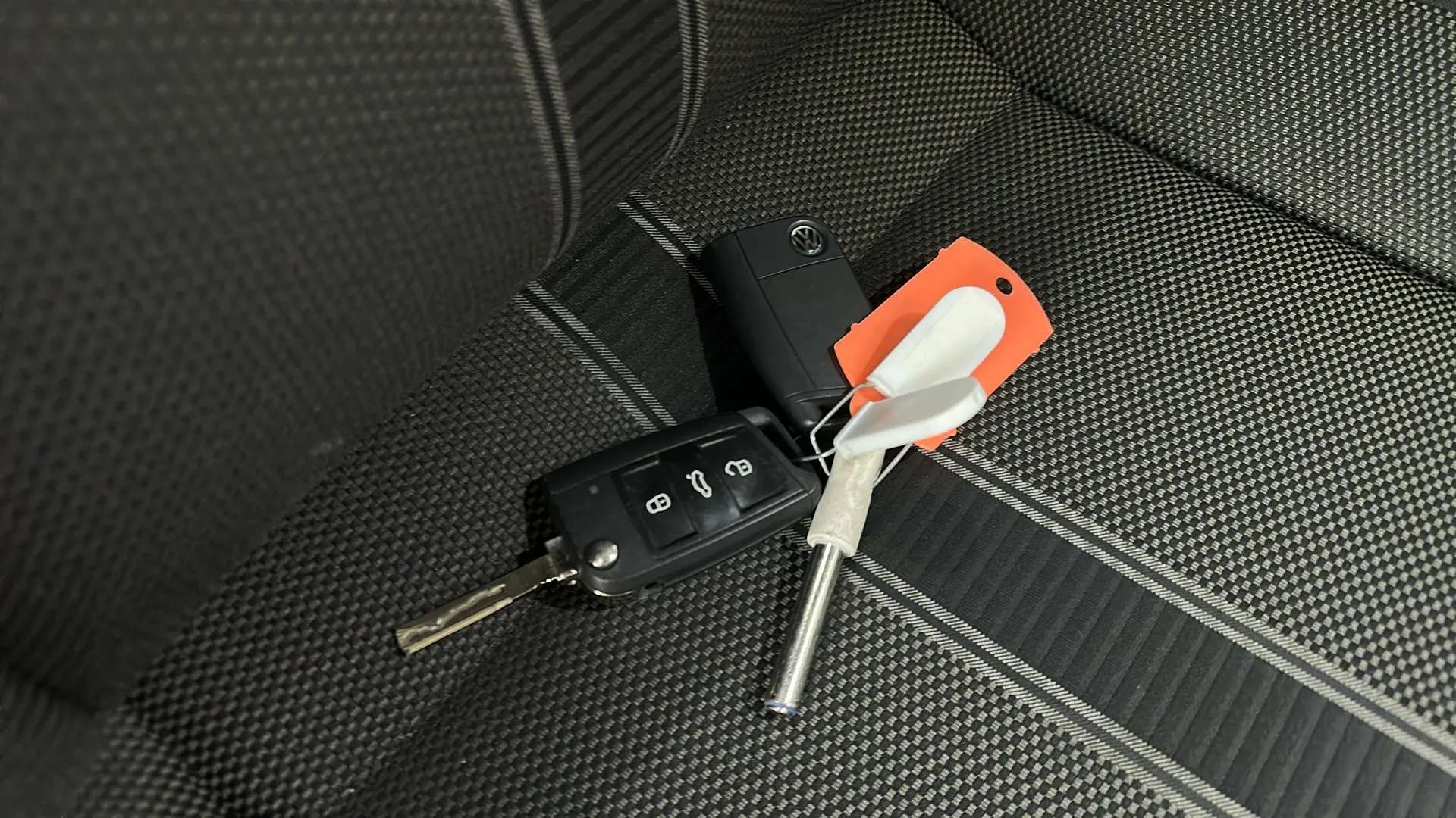 2019 VOLKSWAGEN T-ROC 2019 VOLKSWAGEN T-ROC