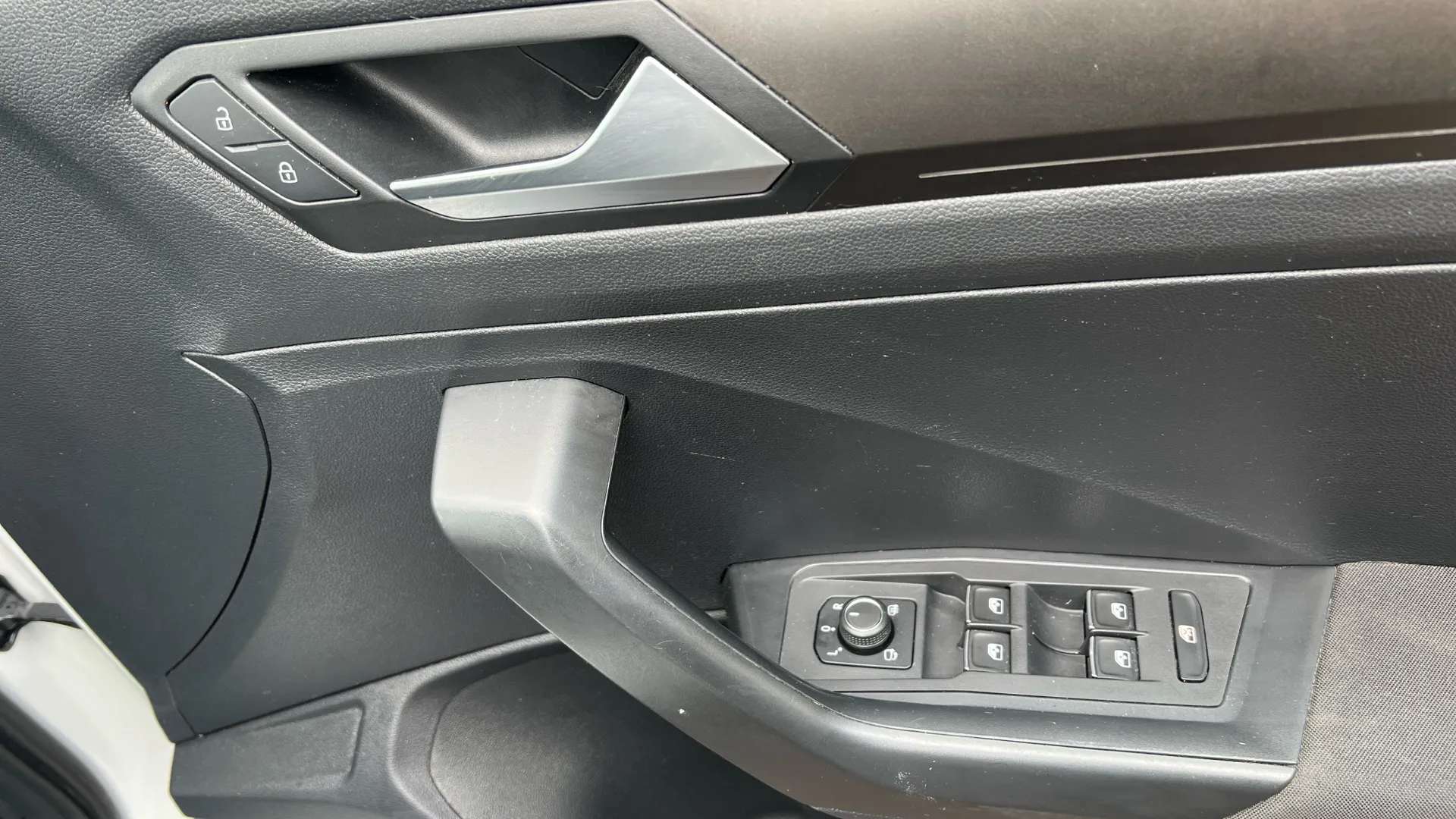 2019 VOLKSWAGEN T-ROC 2019 VOLKSWAGEN T-ROC