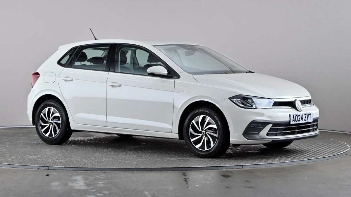 Check out this Volkswagen Polo 2024 Petrol Manual