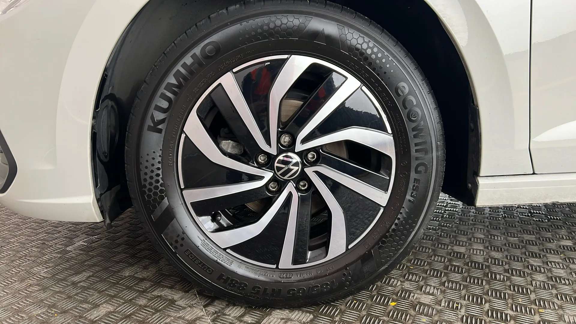 2024 VOLKSWAGEN POLO 2024 VOLKSWAGEN POLO