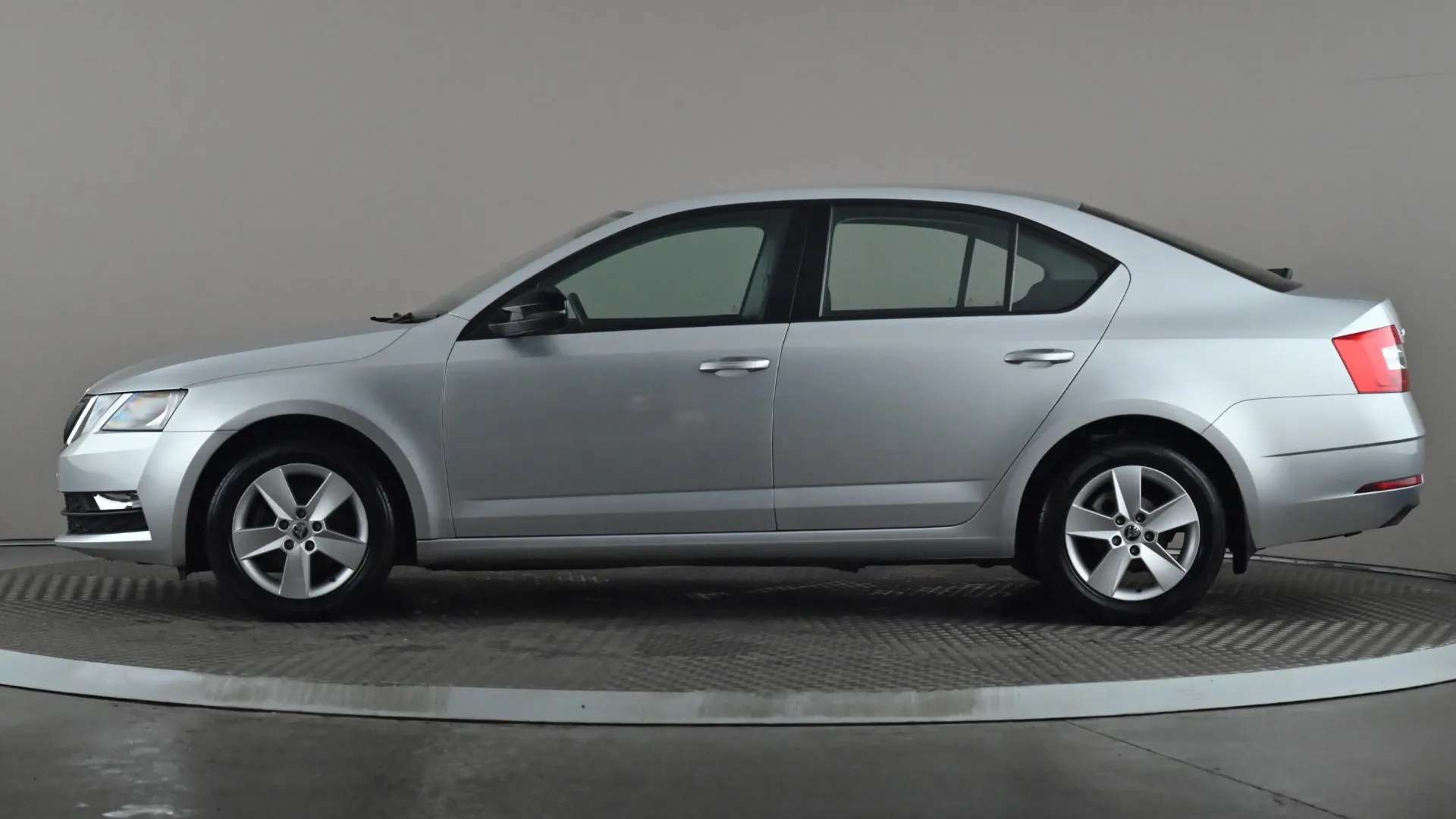 A 2017 SKODA OCTAVIA 1.0 TSI SE DSG A 2017 SKODA OCTAVIA 1.0 TSI SE DSG