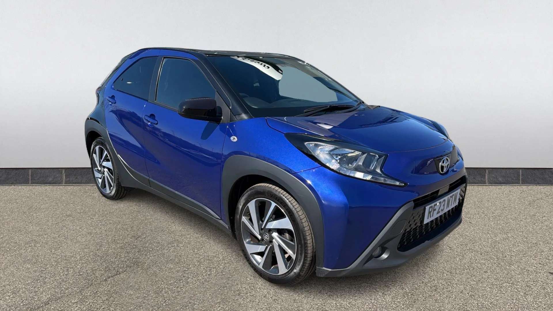 A 2023 TOYOTA AYGO X 1.0 VVT-i Edge A 2023 TOYOTA AYGO X 1.0 VVT-i Edge