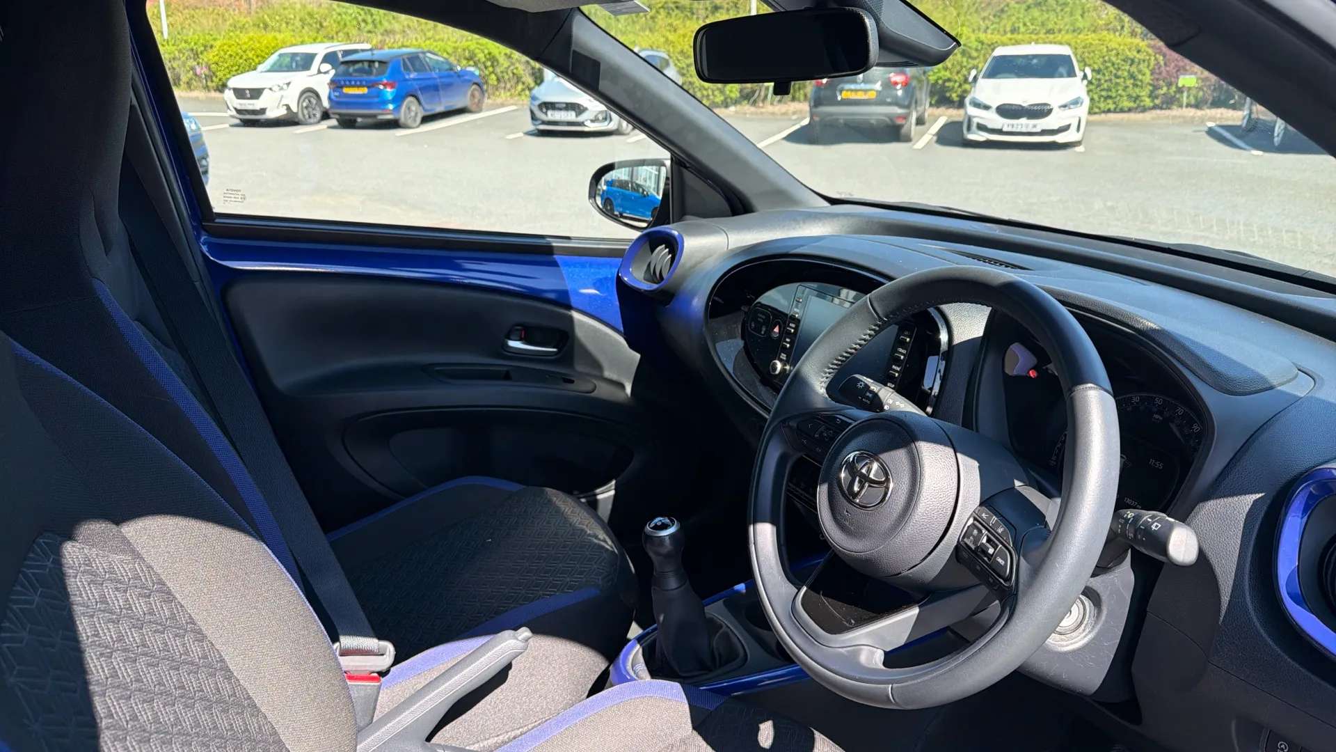 2023 TOYOTA AYGO X 2023 TOYOTA AYGO X