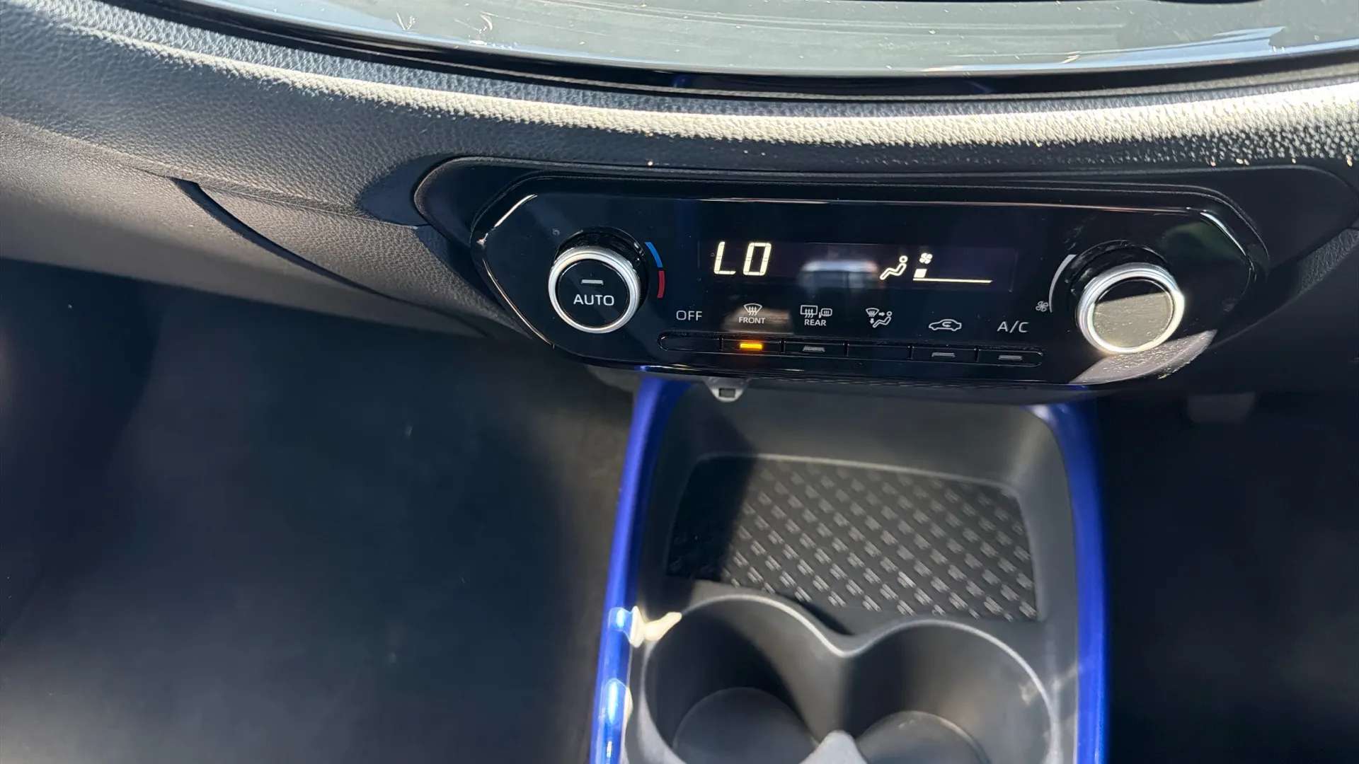 2023 TOYOTA AYGO X 2023 TOYOTA AYGO X