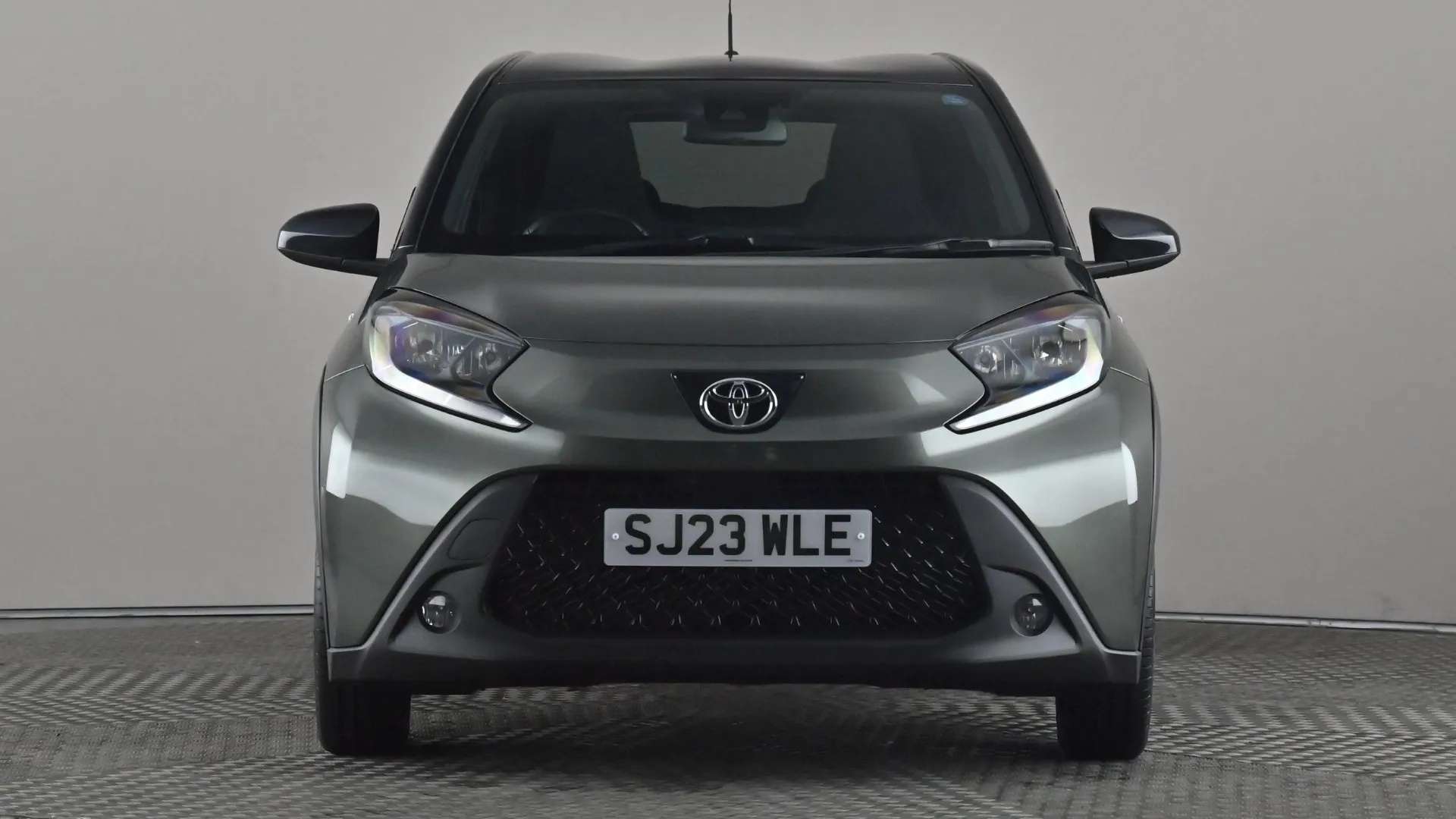 A 2023 TOYOTA AYGO X 1.0 VVT-i Edge A 2023 TOYOTA AYGO X 1.0 VVT-i Edge