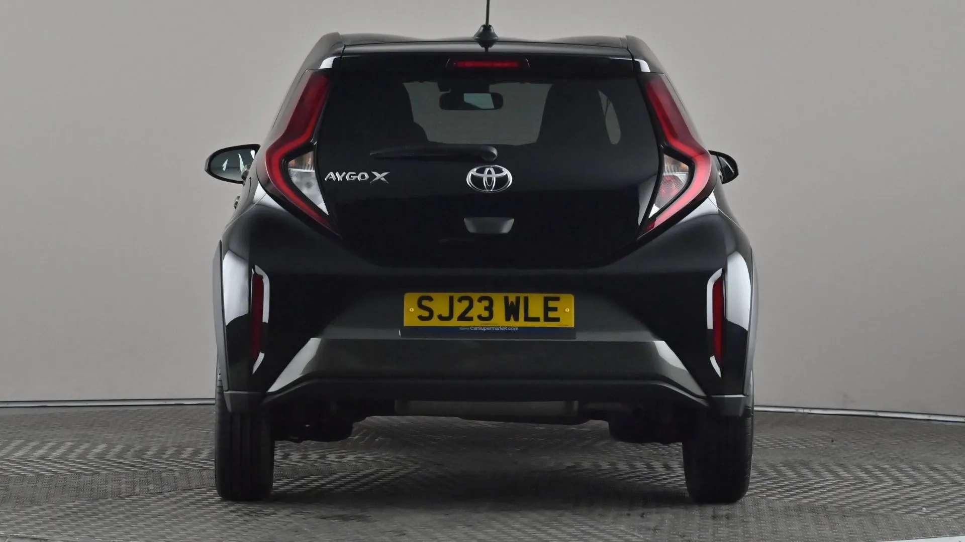 2023 TOYOTA AYGO X 2023 TOYOTA AYGO X
