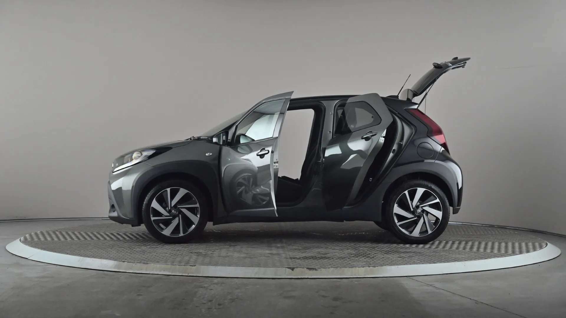 2023 TOYOTA AYGO X 2023 TOYOTA AYGO X