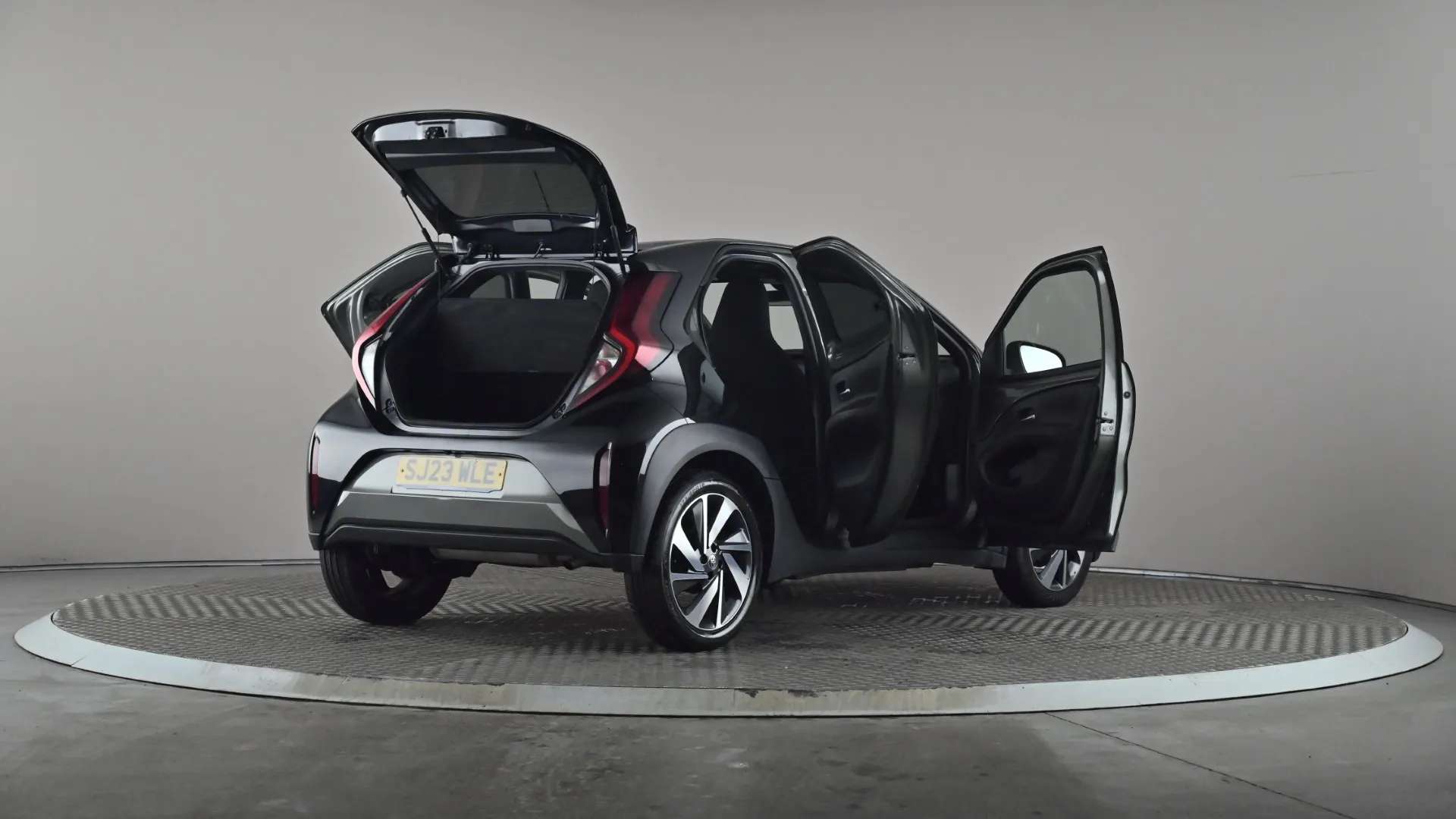 2023 TOYOTA AYGO X 2023 TOYOTA AYGO X