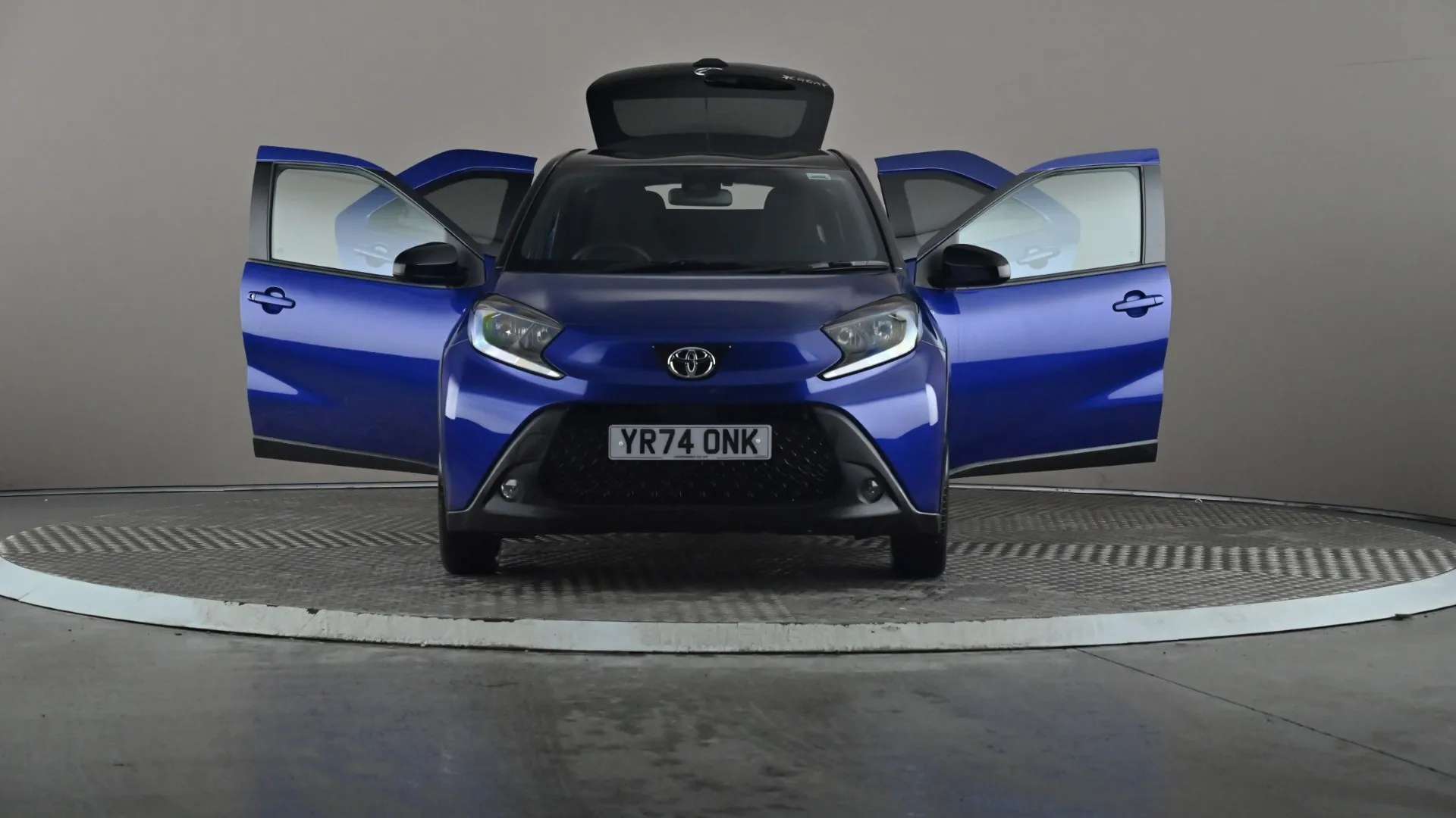 2024 TOYOTA AYGO X 2024 TOYOTA AYGO X