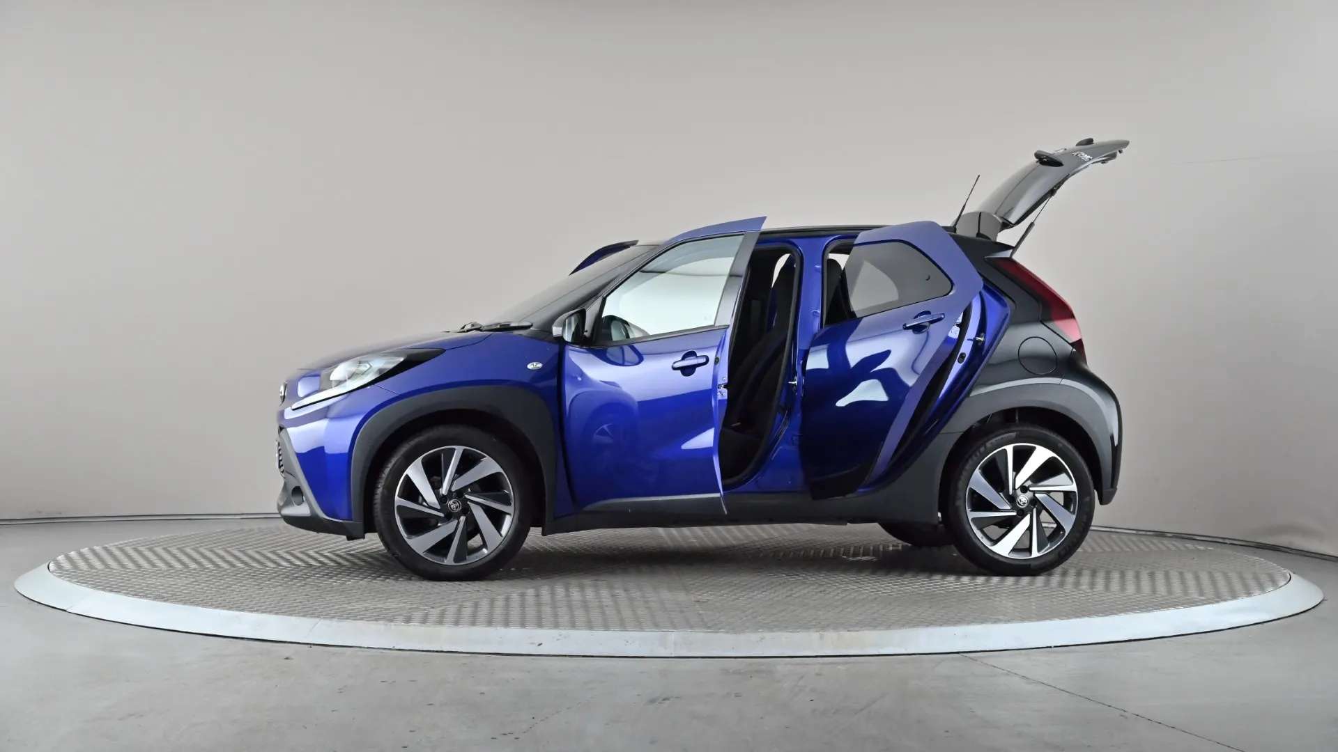 2025 TOYOTA AYGO X 2025 TOYOTA AYGO X