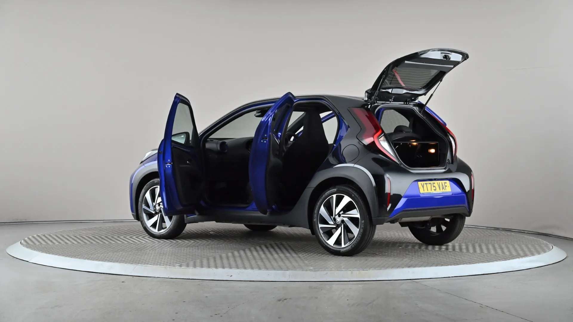 2025 TOYOTA AYGO X 2025 TOYOTA AYGO X