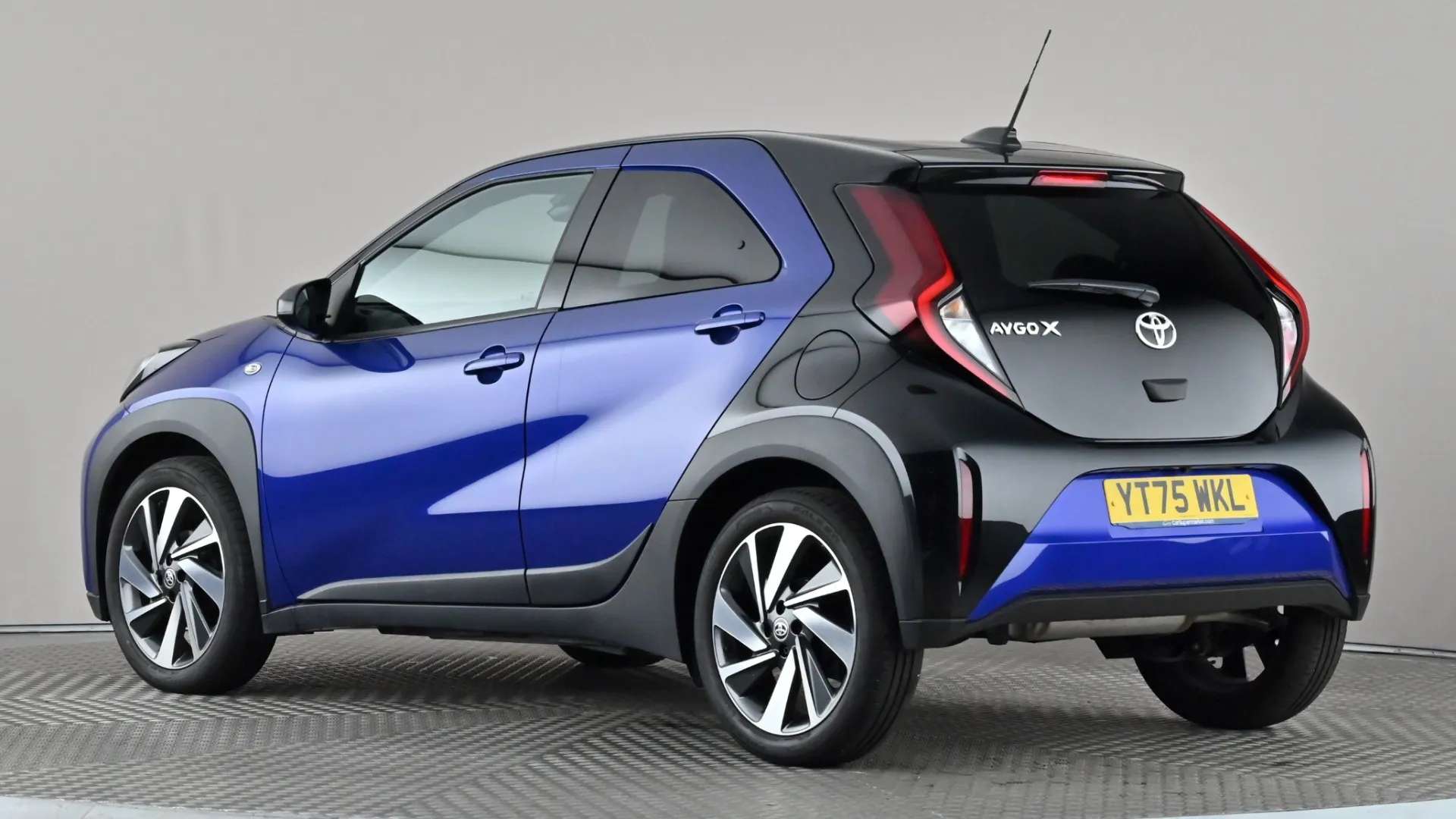 A 2025 TOYOTA AYGO X 1.0 VVT-i Edge A 2025 TOYOTA AYGO X 1.0 VVT-i Edge