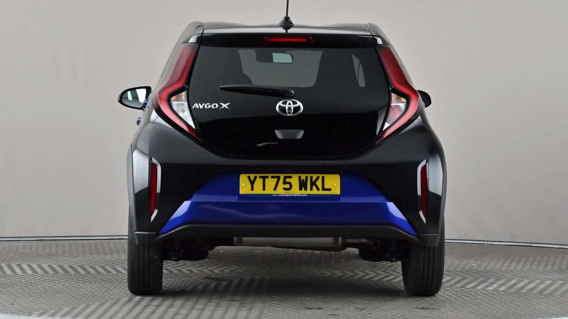 2025 TOYOTA AYGO X 2025 TOYOTA AYGO X