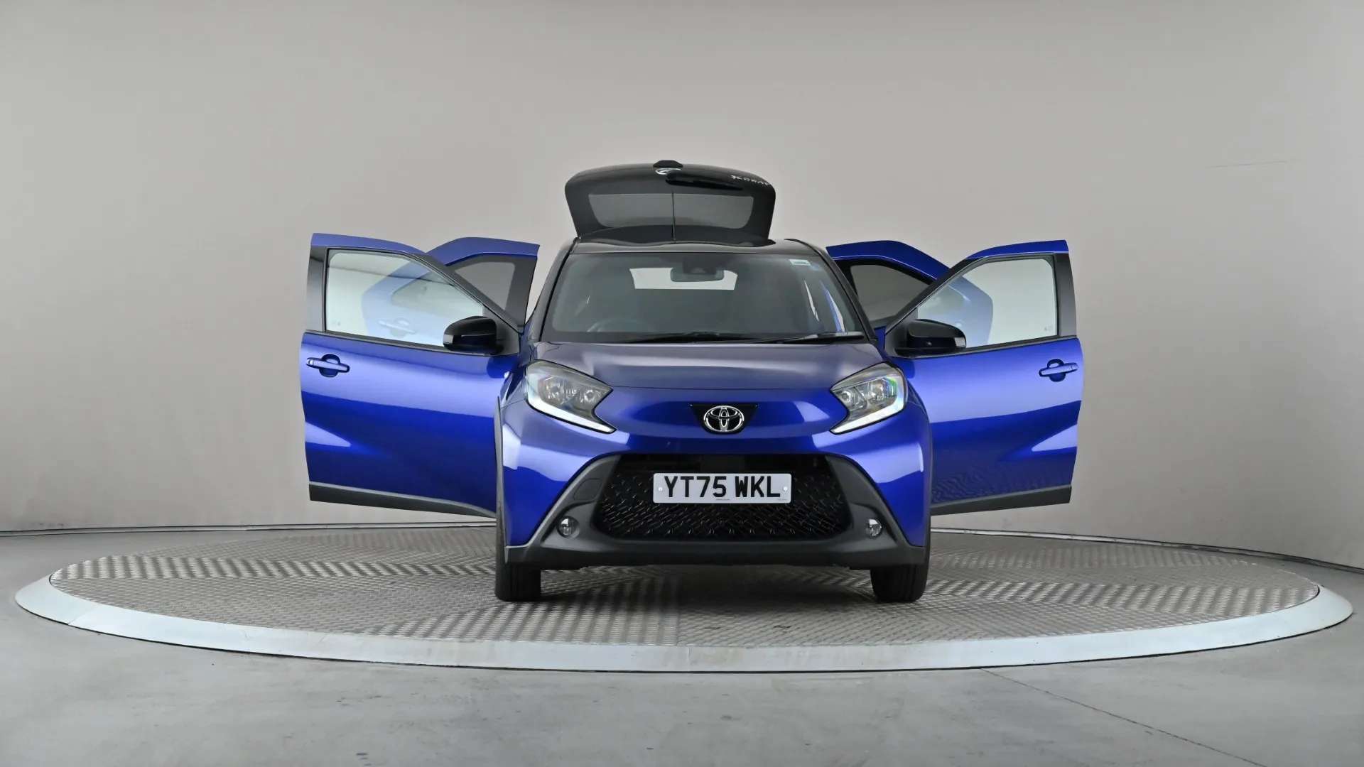 2025 TOYOTA AYGO X 2025 TOYOTA AYGO X