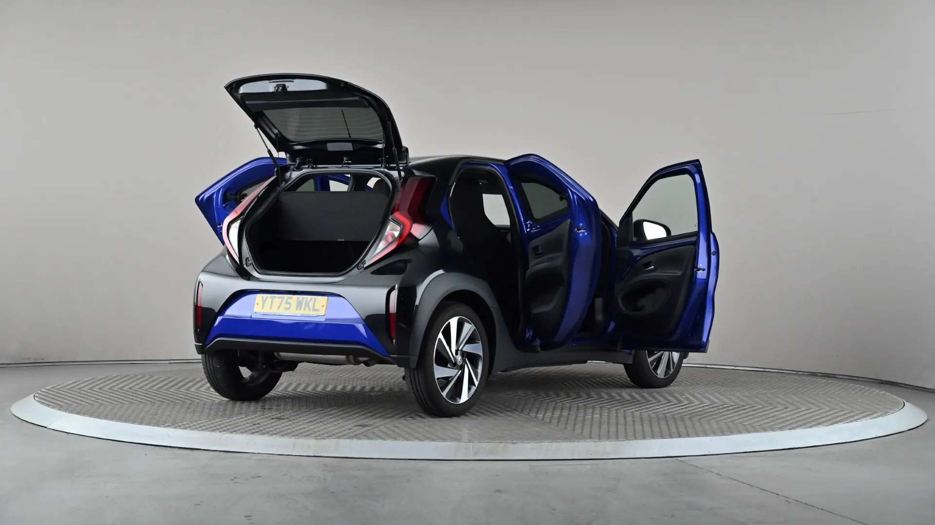 2025 TOYOTA AYGO X 2025 TOYOTA AYGO X