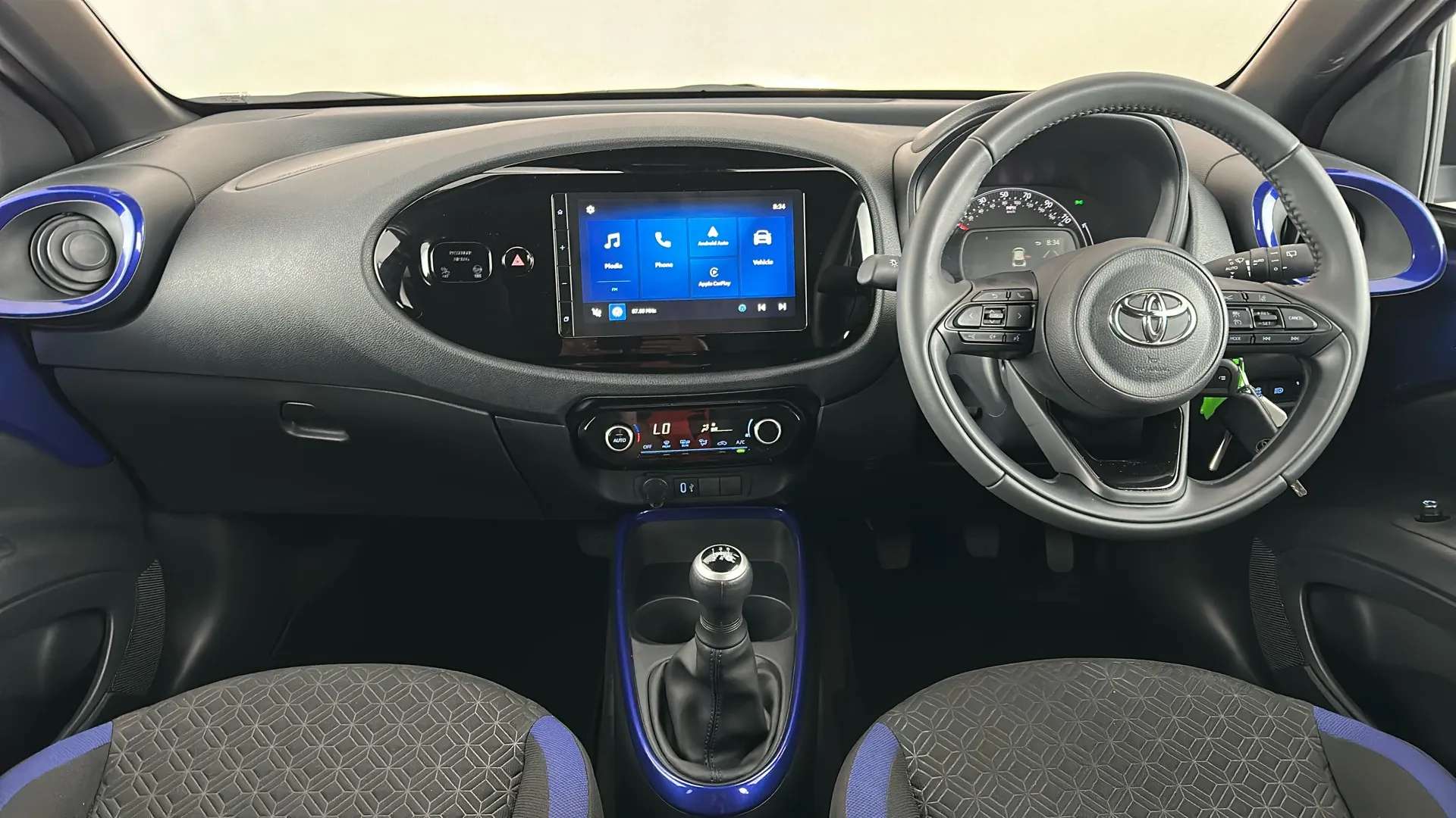 2025 TOYOTA AYGO X 2025 TOYOTA AYGO X