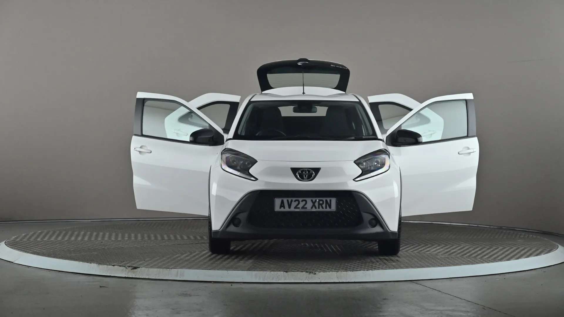 2022 TOYOTA AYGO X 2022 TOYOTA AYGO X