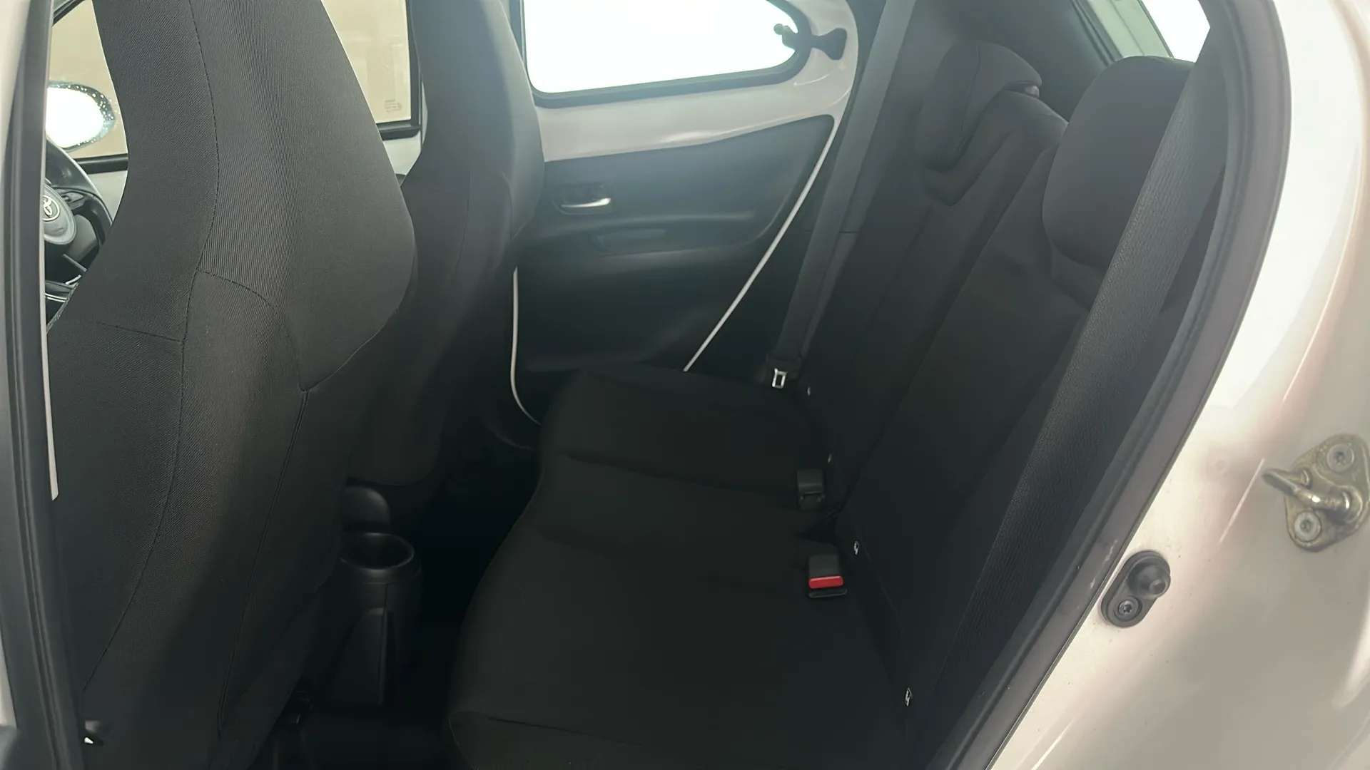 2022 TOYOTA AYGO X 2022 TOYOTA AYGO X